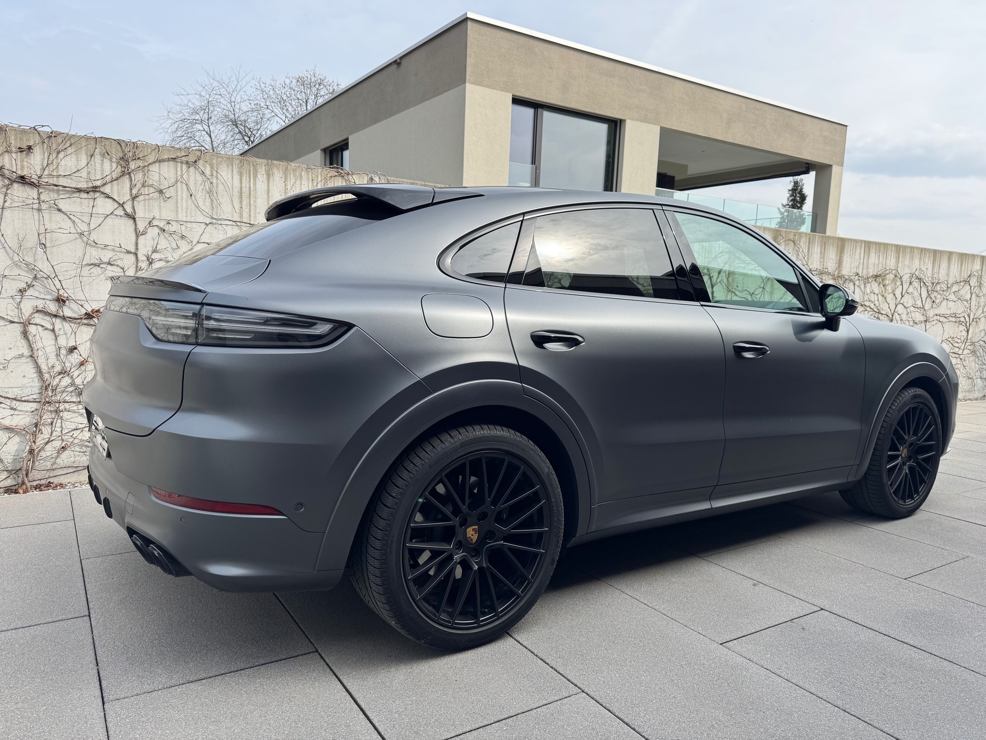 PORSCHE Cayenne GTS Coupé