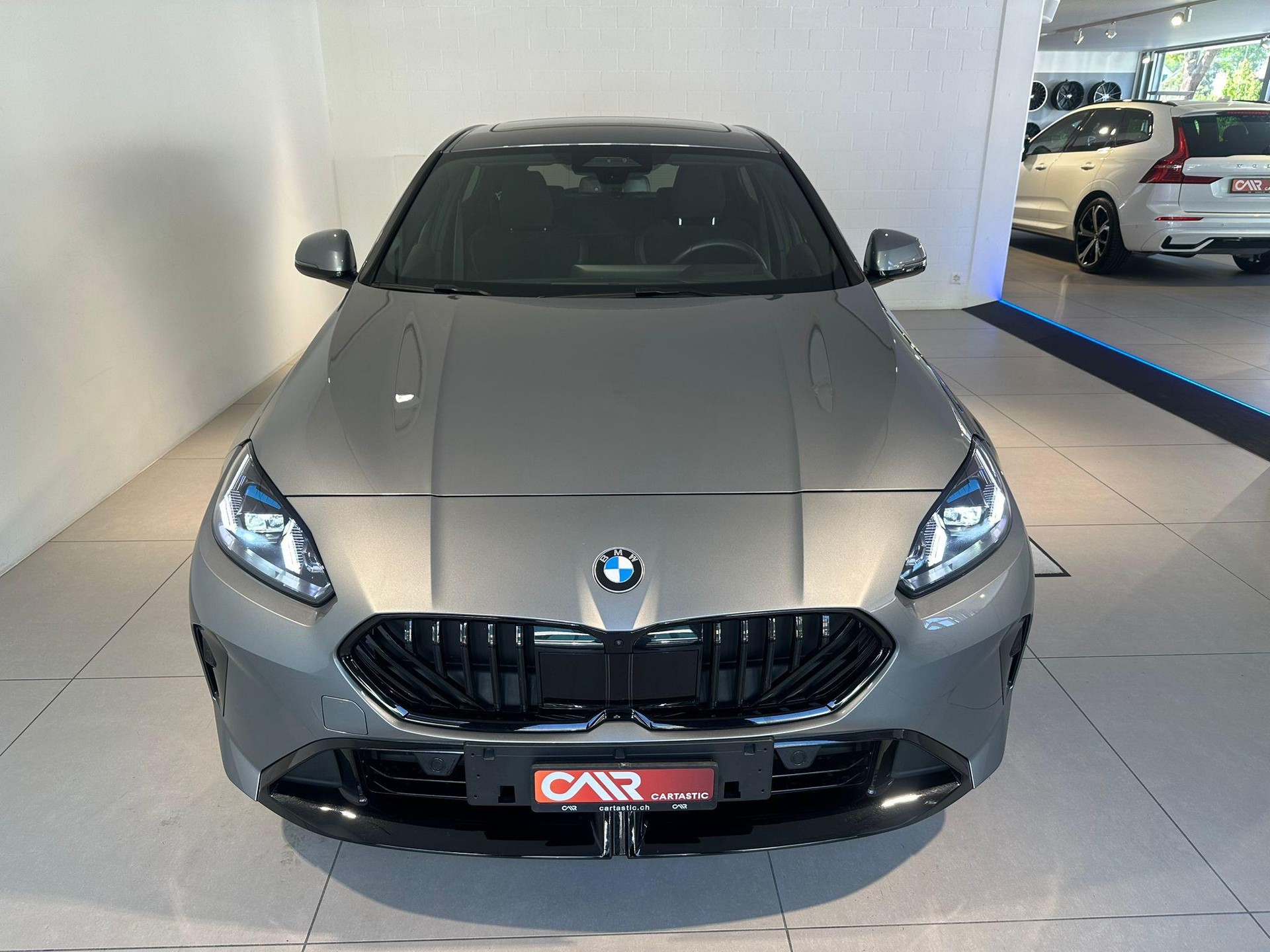 BMW 120d-image-1