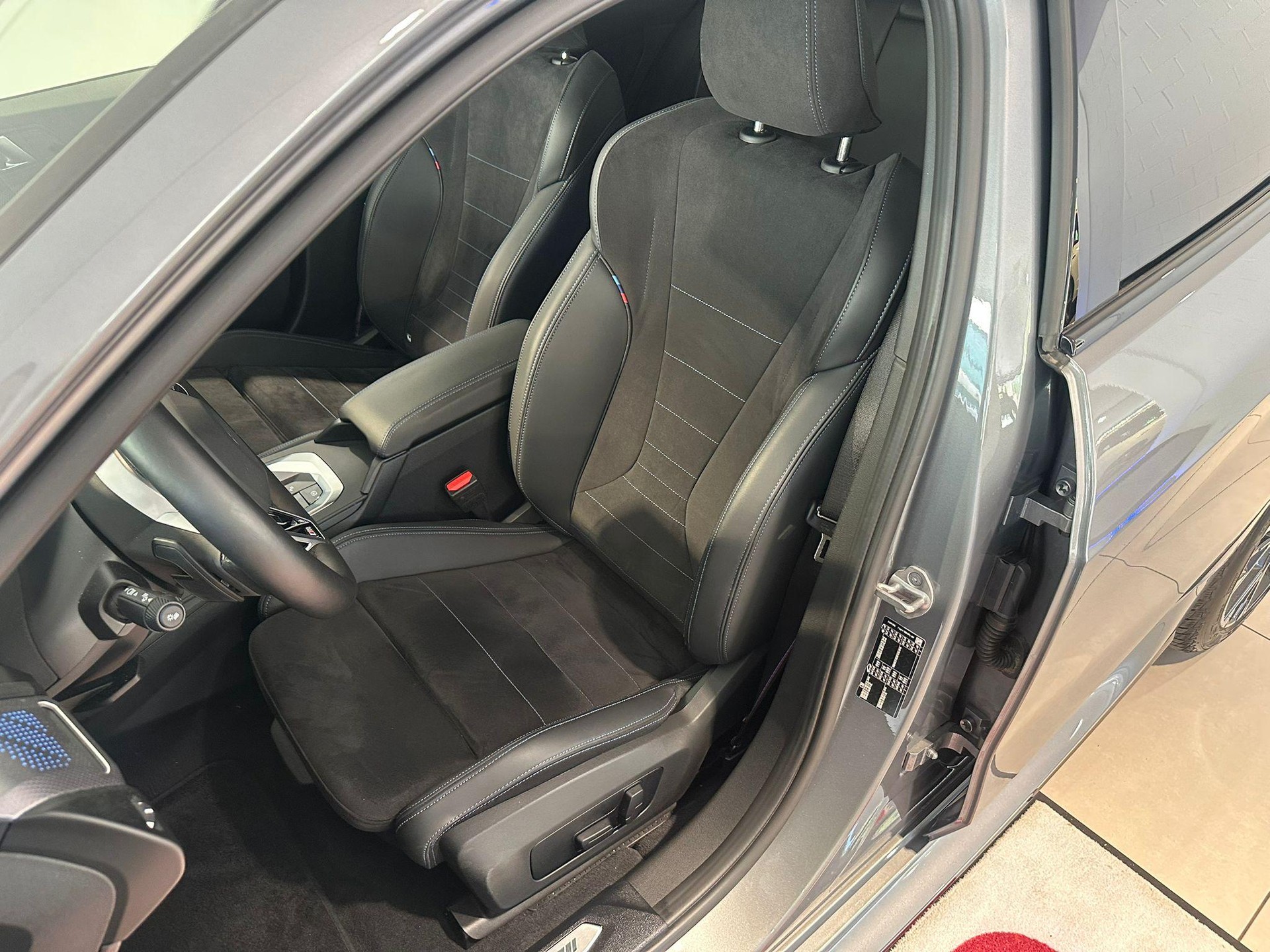 BMW 120d-image-6