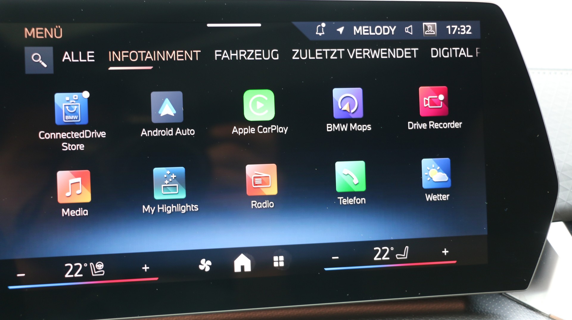 BMW iX2 xDrive 30 M Sport-image-24