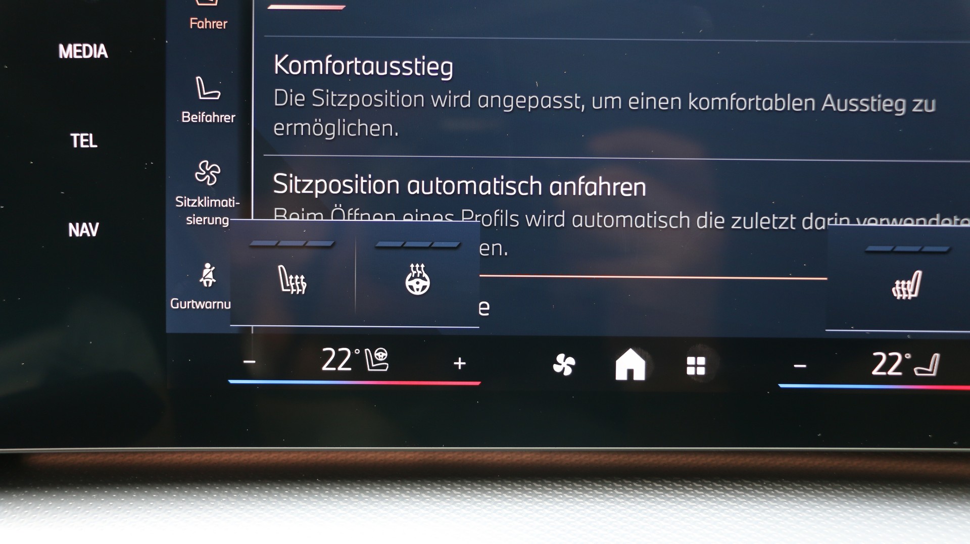 BMW iX2 xDrive 30 M Sport-image-27