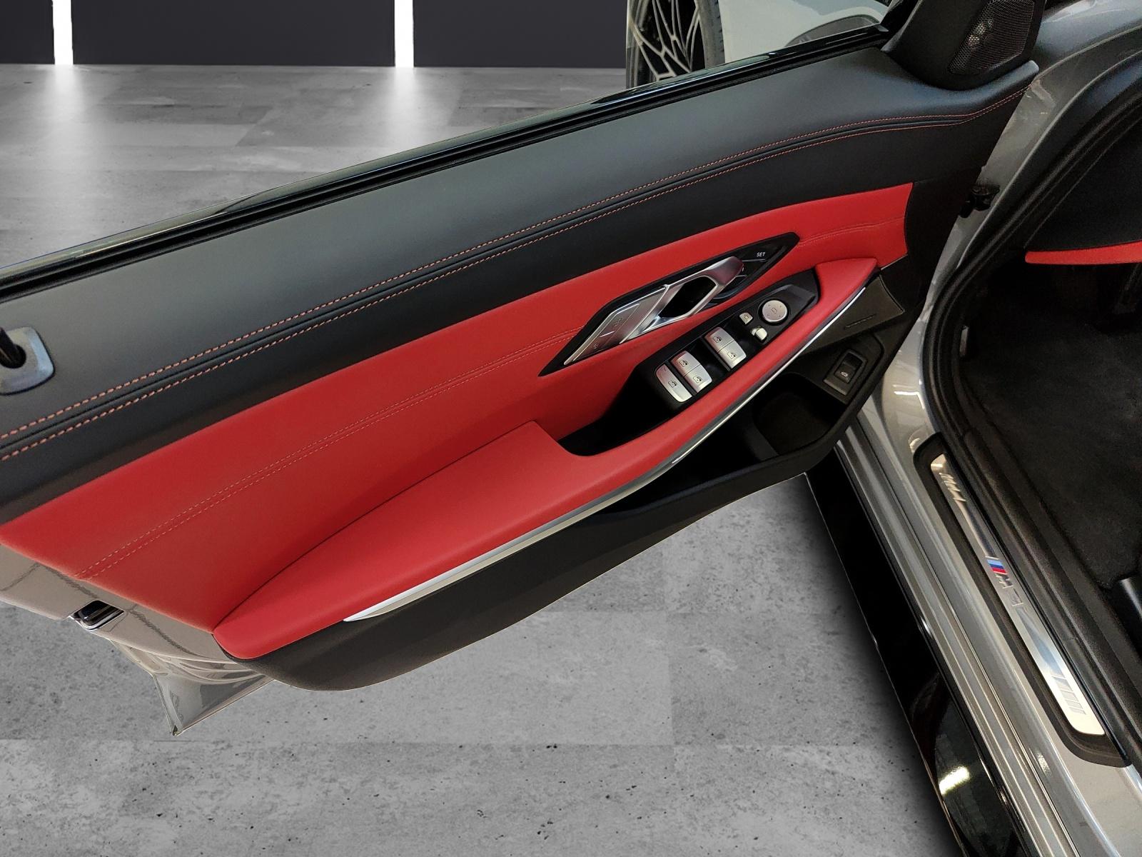 BMW M3 Competition xDrive-image-14