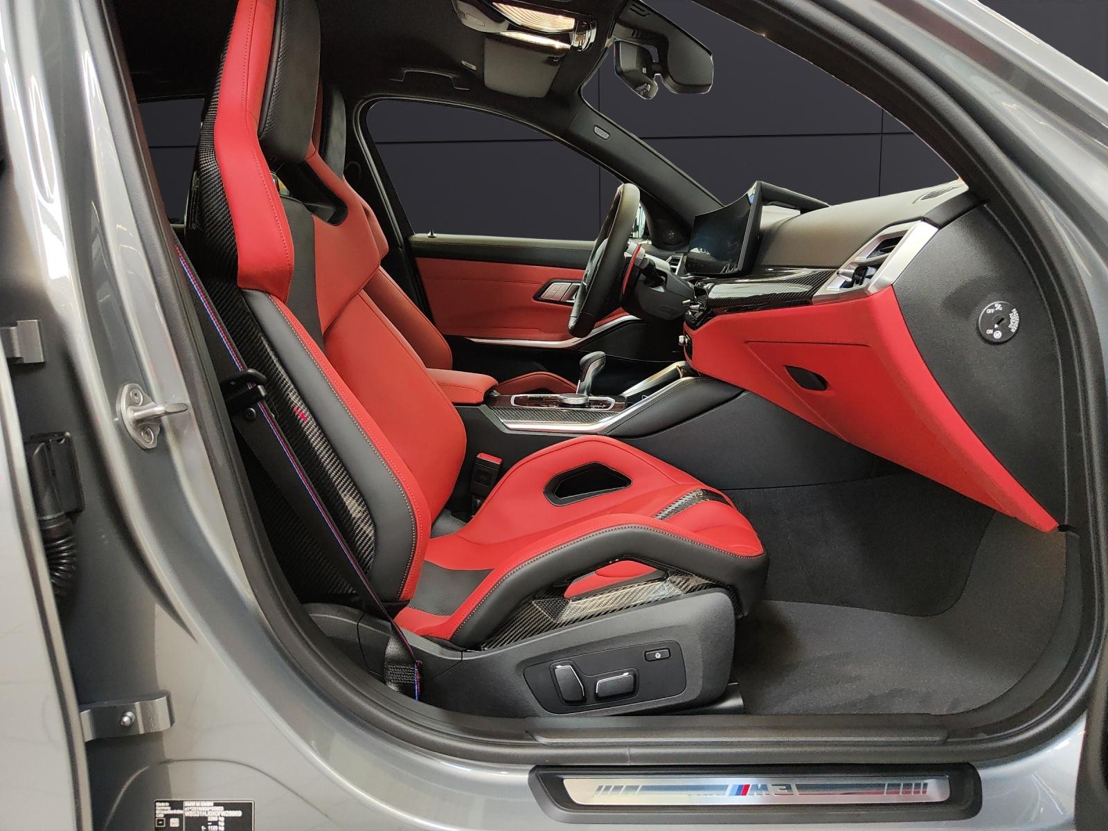 BMW M3 Competition xDrive-image-18