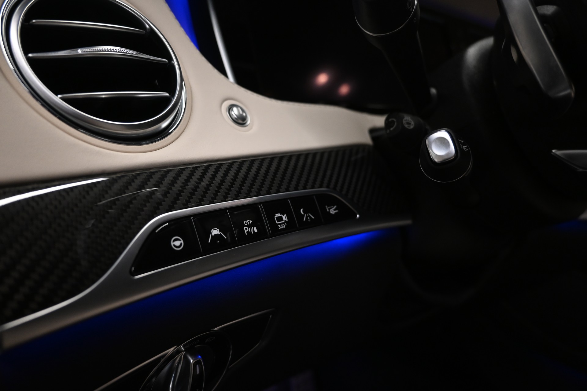 MERCEDES-BENZ S 65 AMG L 7G-Tronic-image-15