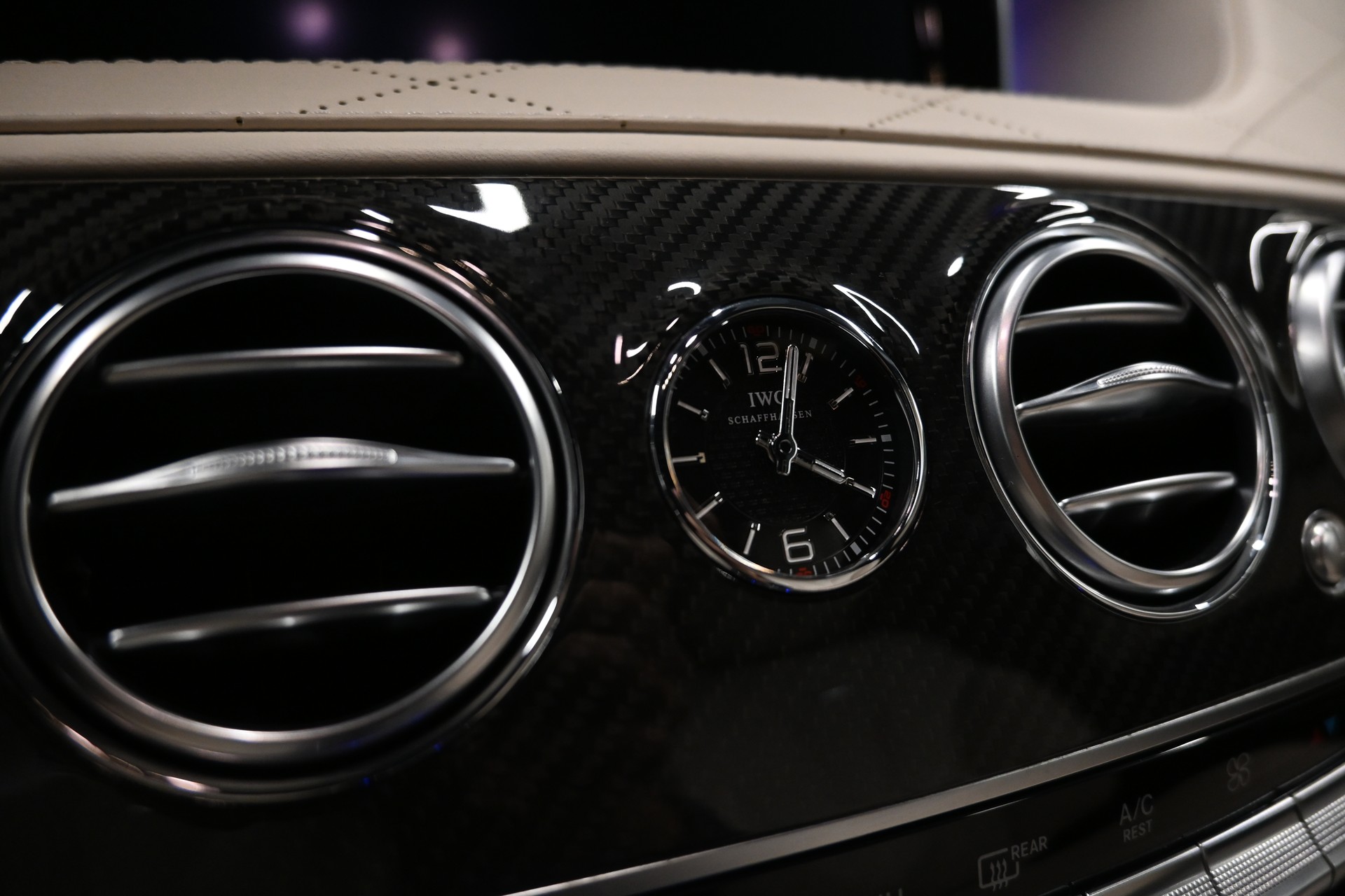 MERCEDES-BENZ S 65 AMG L 7G-Tronic-image-10