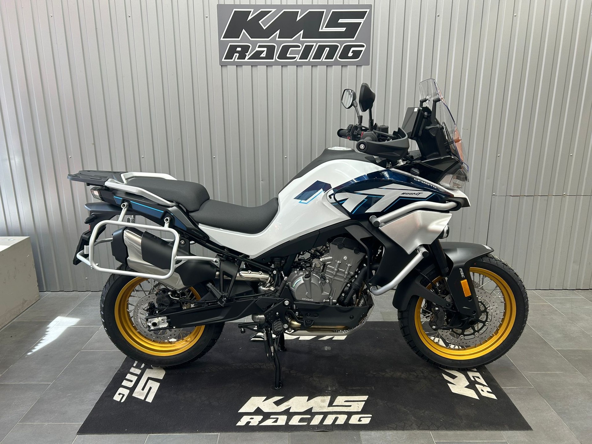 CF MOTO 800 MT Explorer (35 kW)
