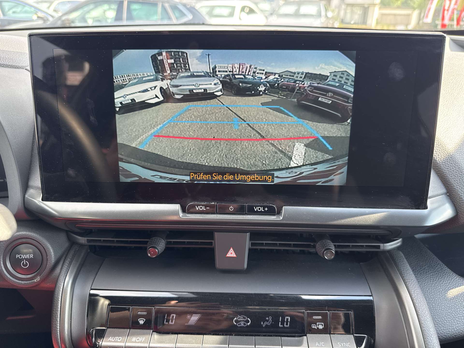 TOYOTA C-HR 2.0 HSD Trend CVT-Automat-image-9