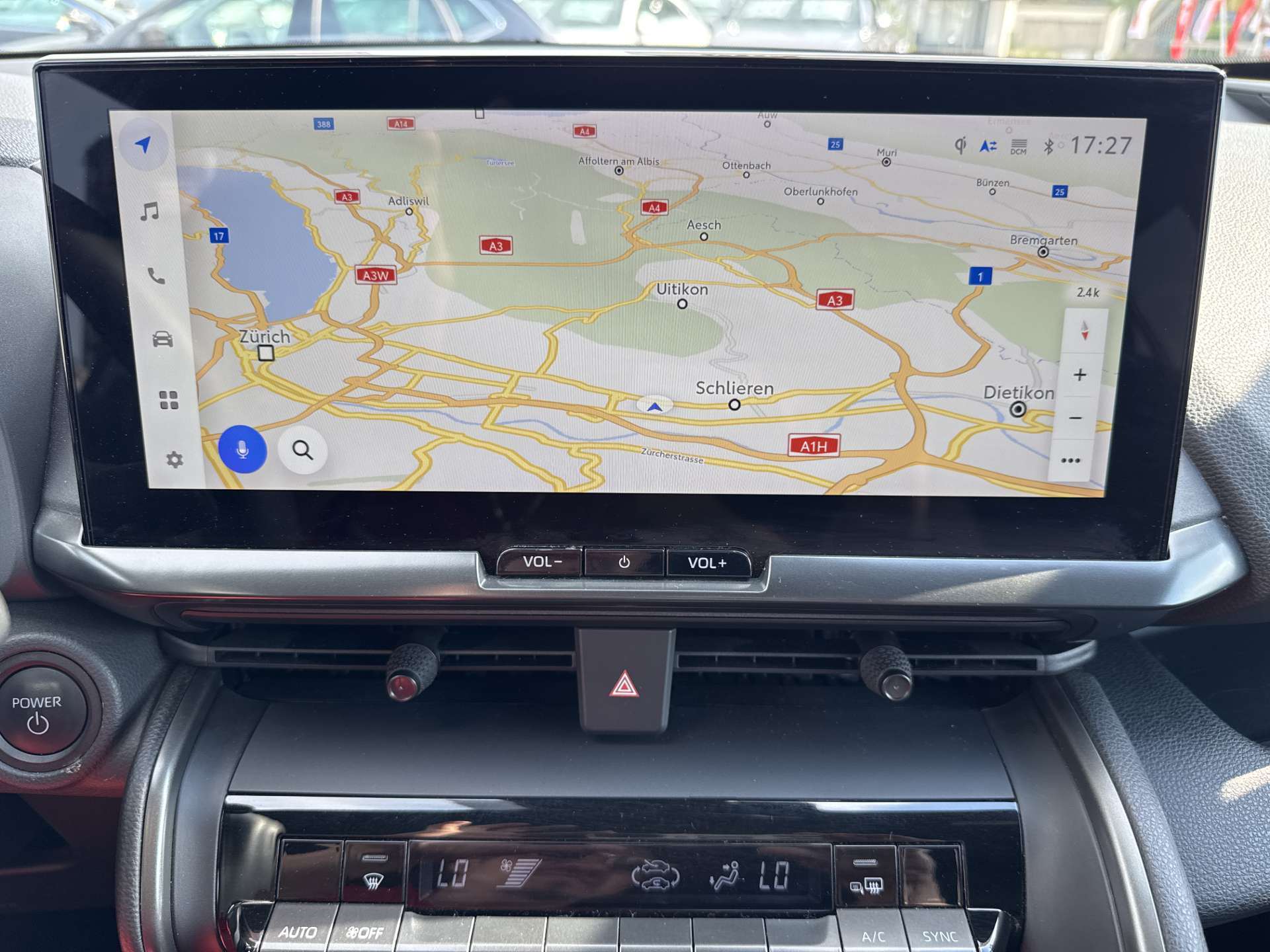 TOYOTA C-HR 2.0 HSD Trend CVT-Automat-image-1