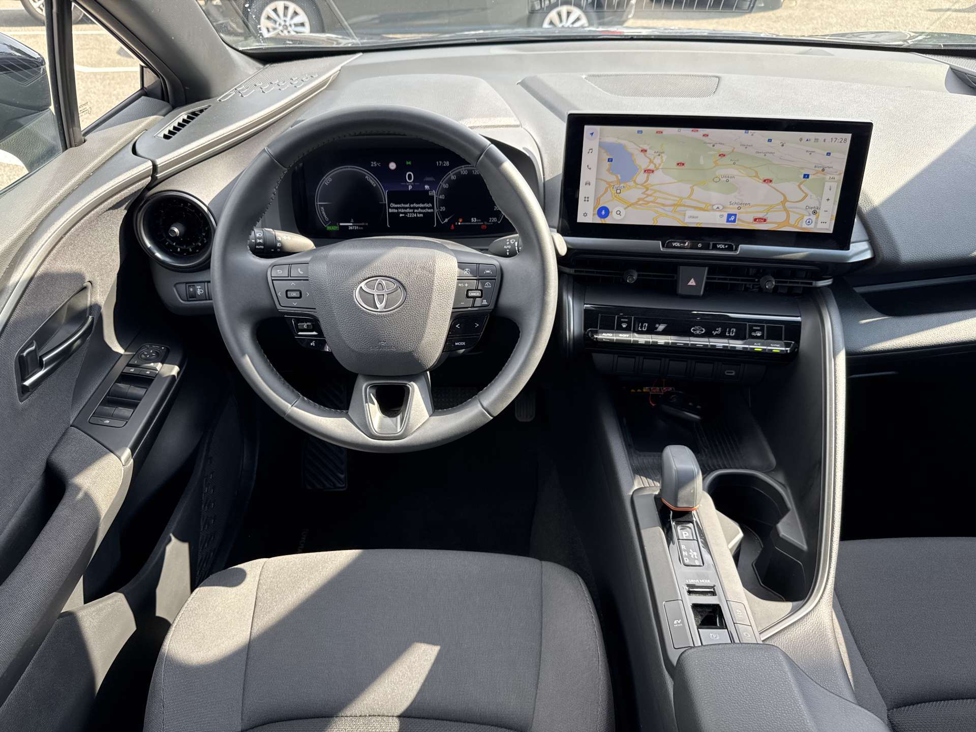 TOYOTA C-HR 2.0 HSD Trend CVT-Automat-image-4