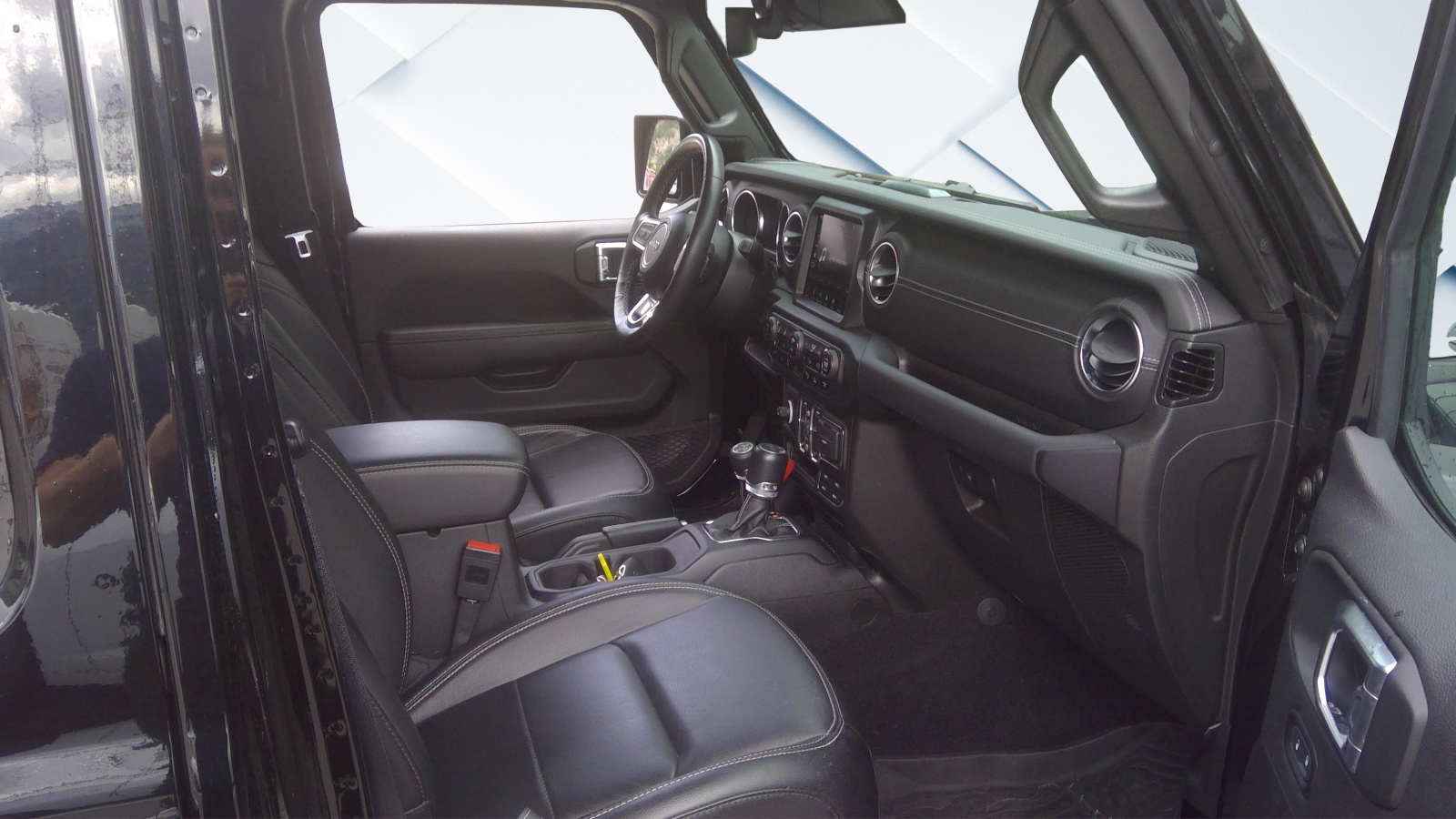 JEEP Wrangler 2.0 PHEV Unlimited Overland Automatic Soft Top-image-4