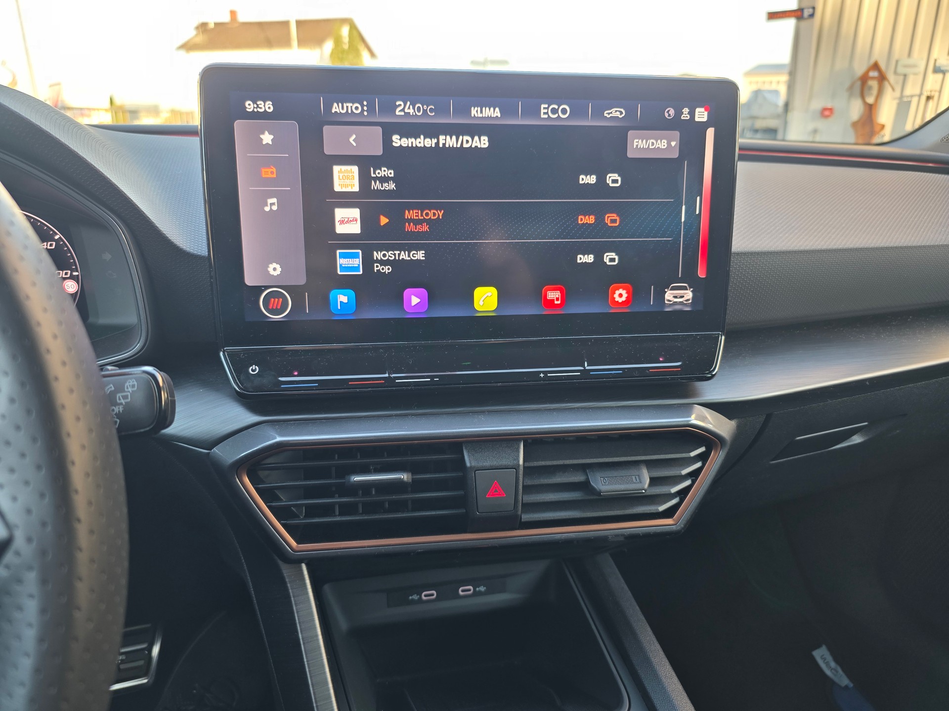 CUPRA LEON ST 1.4 e-HYBRID pHEV Inicio DSG-image-9