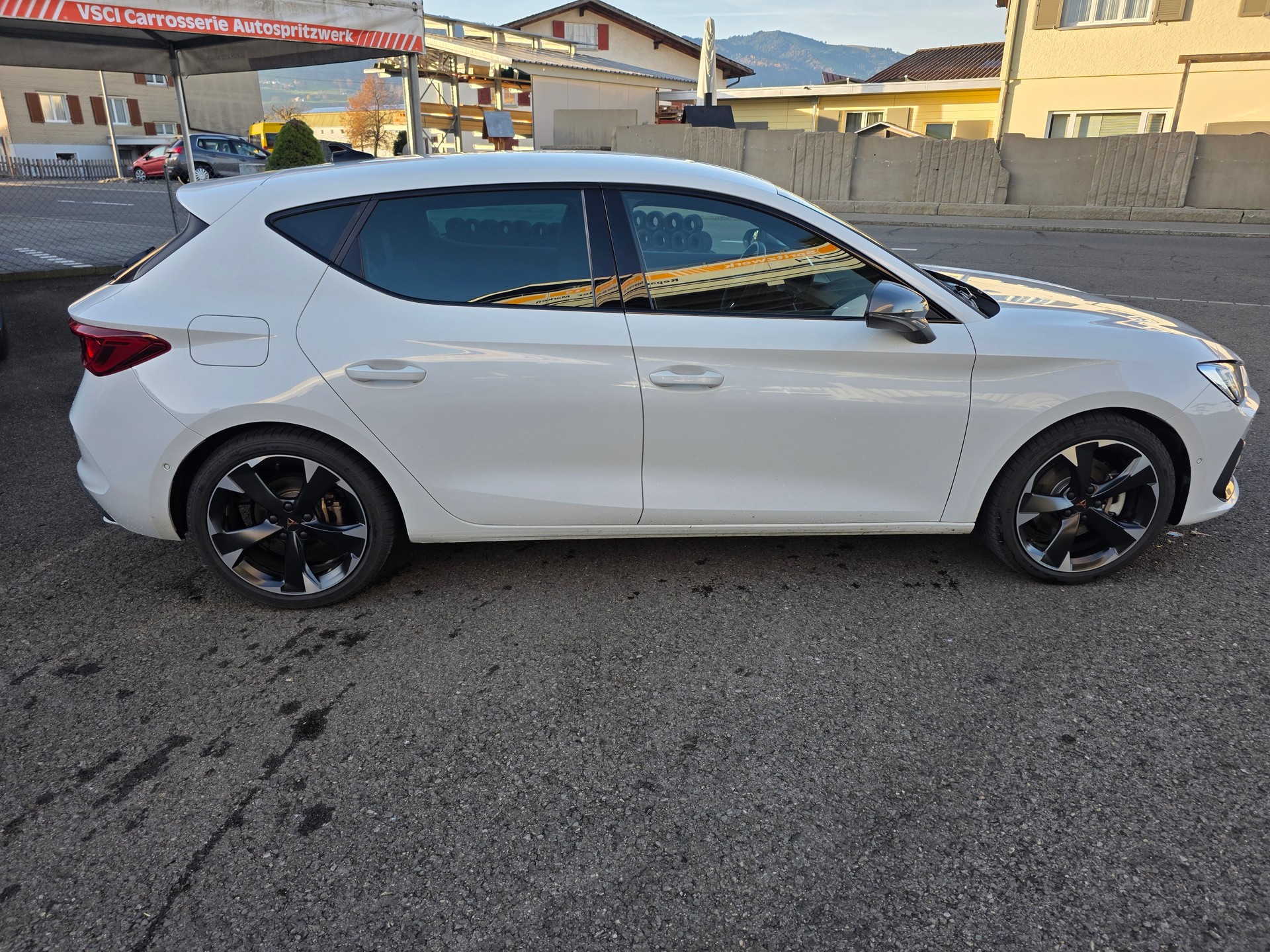 CUPRA LEON ST 1.4 e-HYBRID pHEV Inicio DSG-image-6