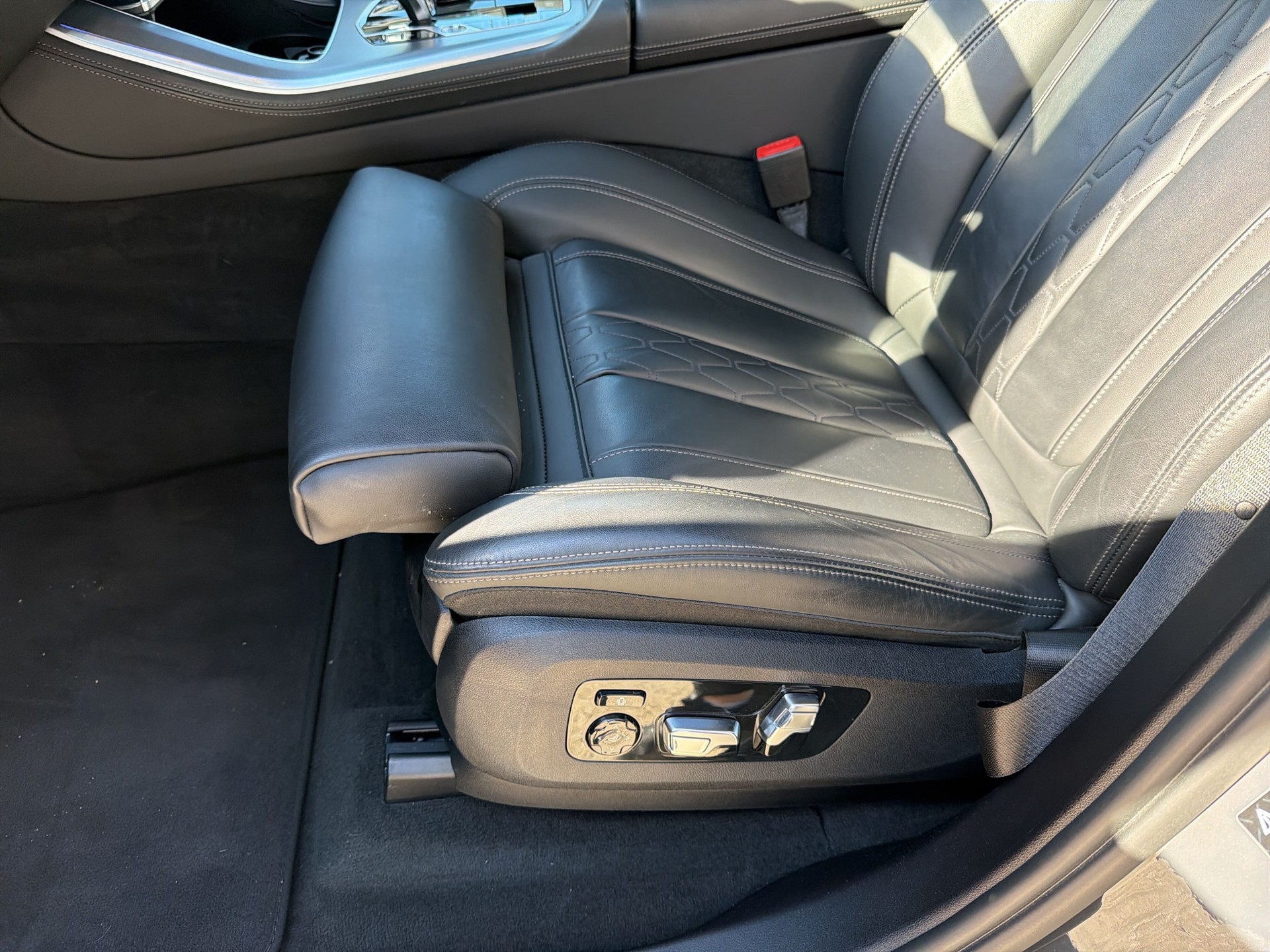 BMW X5 xDrive 48V 30d M Sport Steptronic-image-18