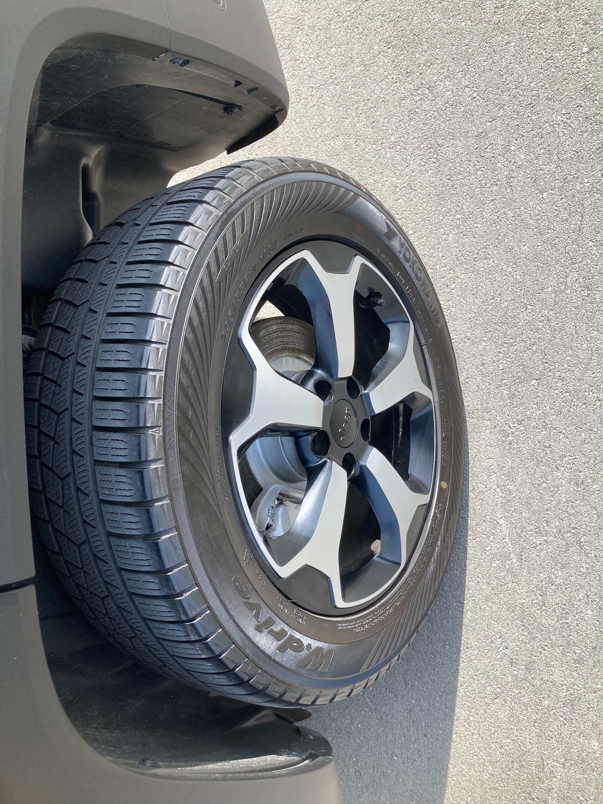 JEEP Renegade 1.3 T PHEV Trailhawk AWD mit Geländeuntersetzung-image-13