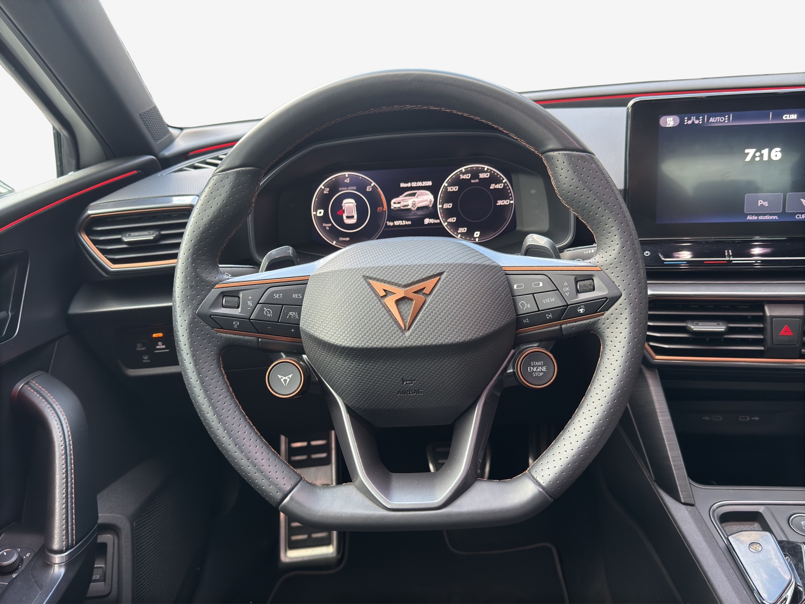 CUPRA LEON ST 1.4 e-HYBRID pHEV DSG-image-10