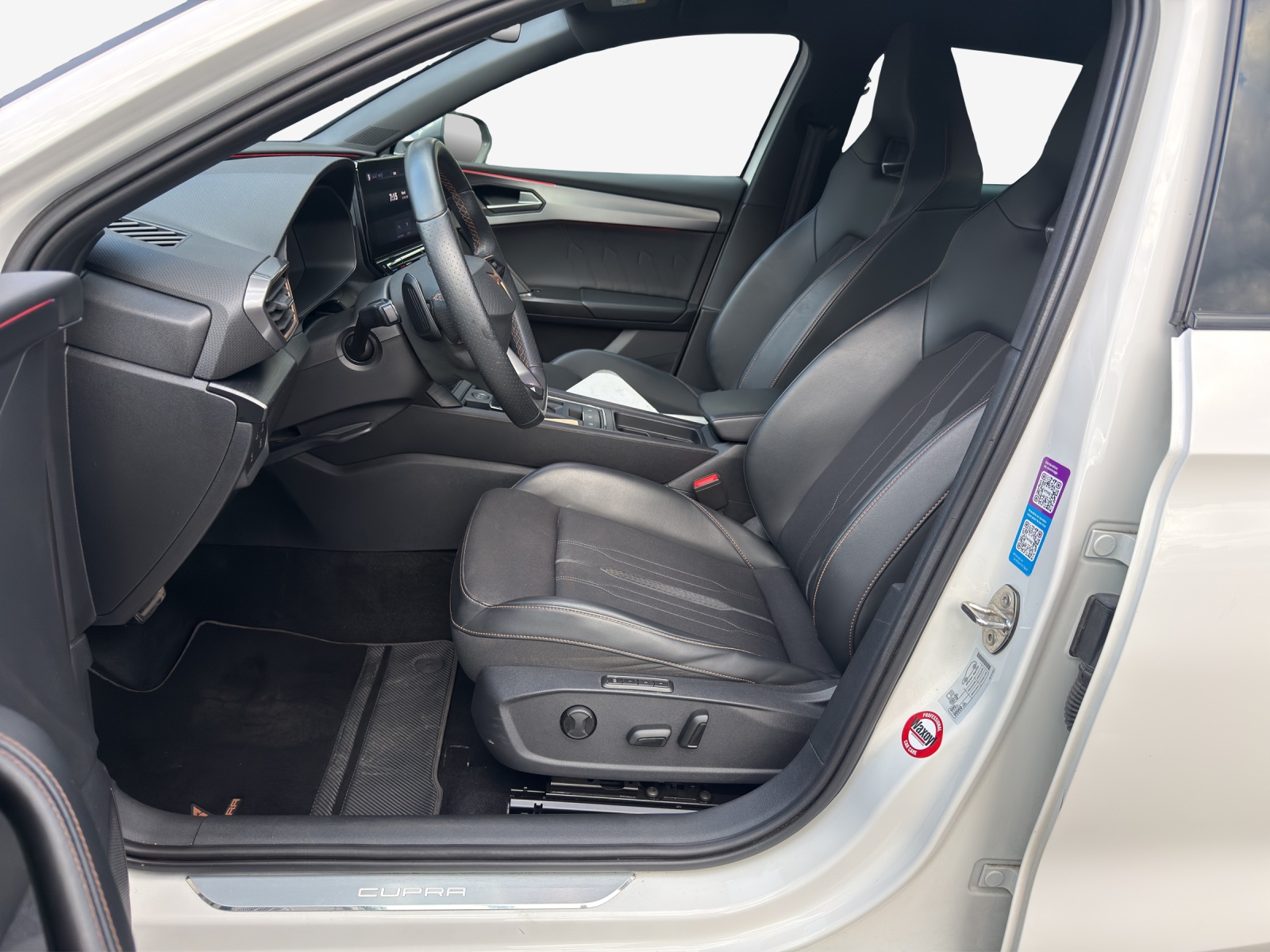CUPRA LEON ST 1.4 e-HYBRID pHEV DSG-image-8