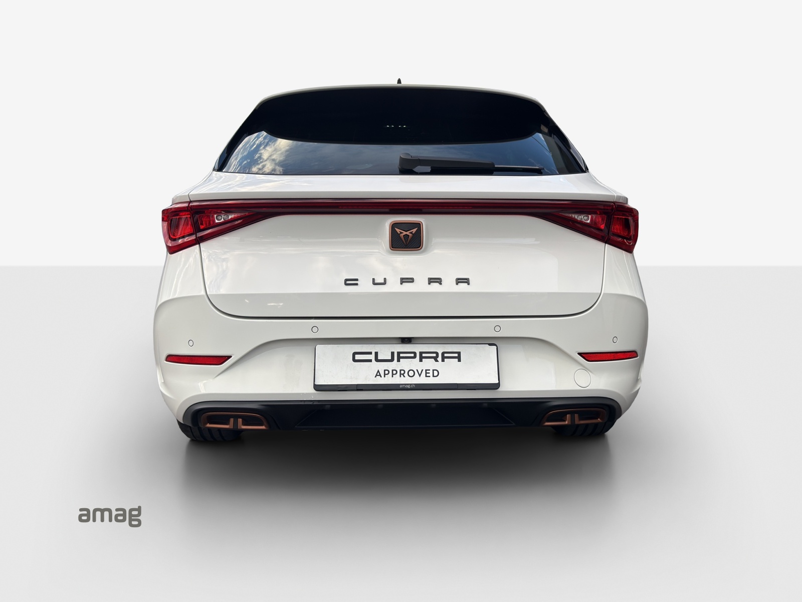 CUPRA LEON ST 1.4 e-HYBRID pHEV DSG-image-4