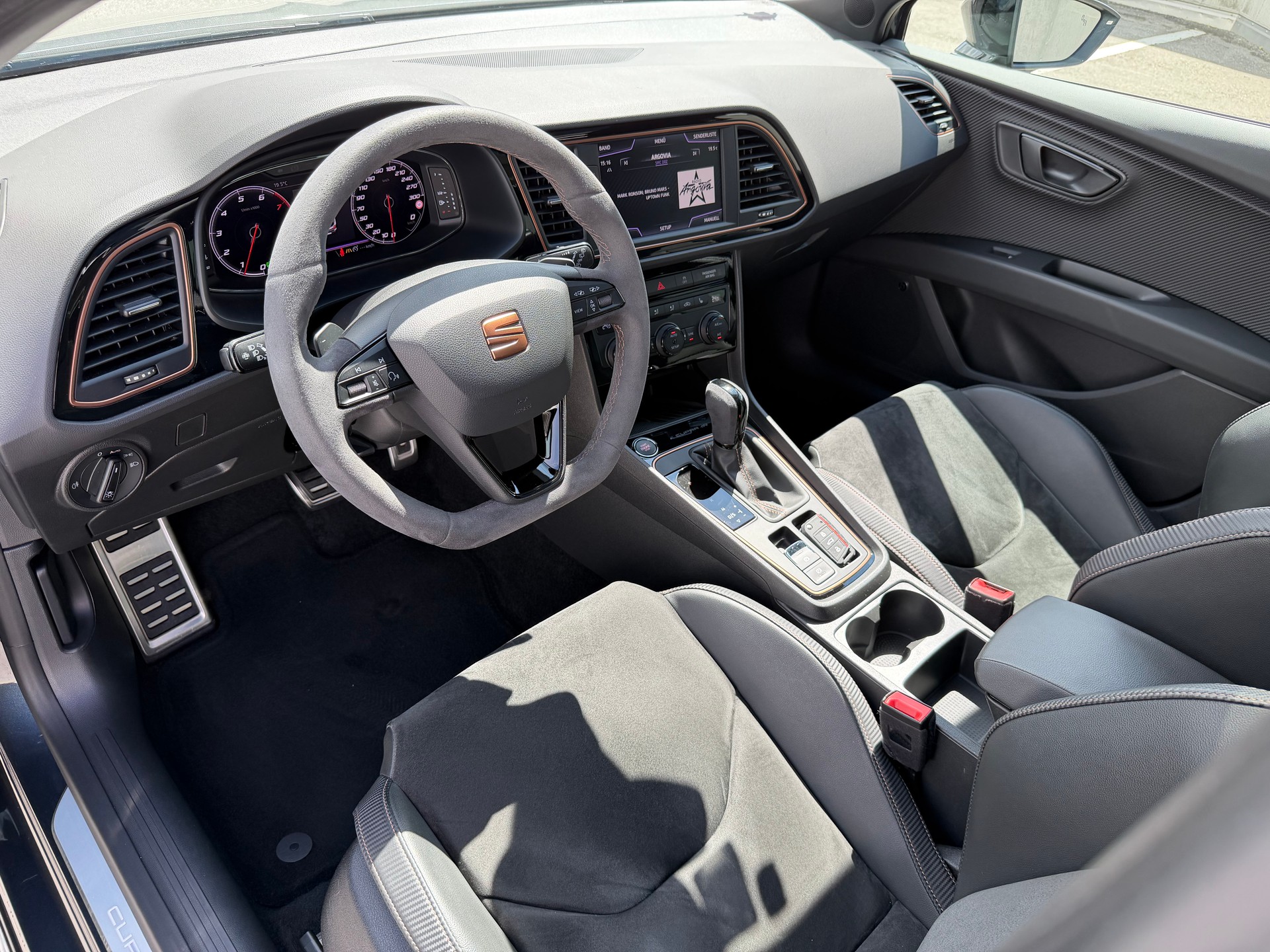 SEAT Leon ST 2.0 TSI Cupra R 300 4 Drive DSG Limited 799-image-14