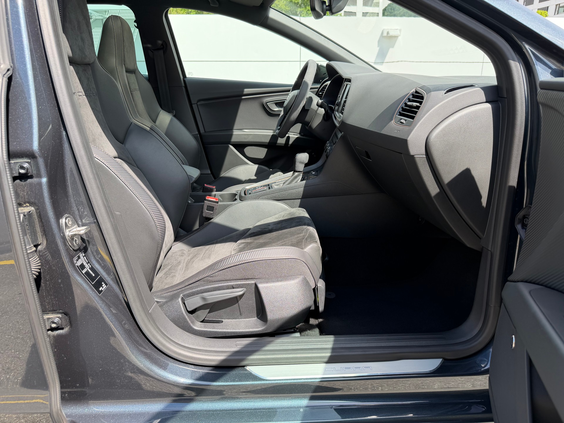 SEAT Leon ST 2.0 TSI Cupra R 300 4 Drive DSG Limited 799-image-21