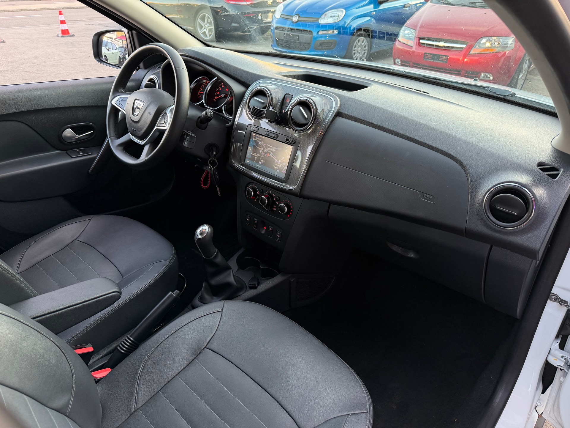 DACIA Sandero Tce 90 Stepway-image-16