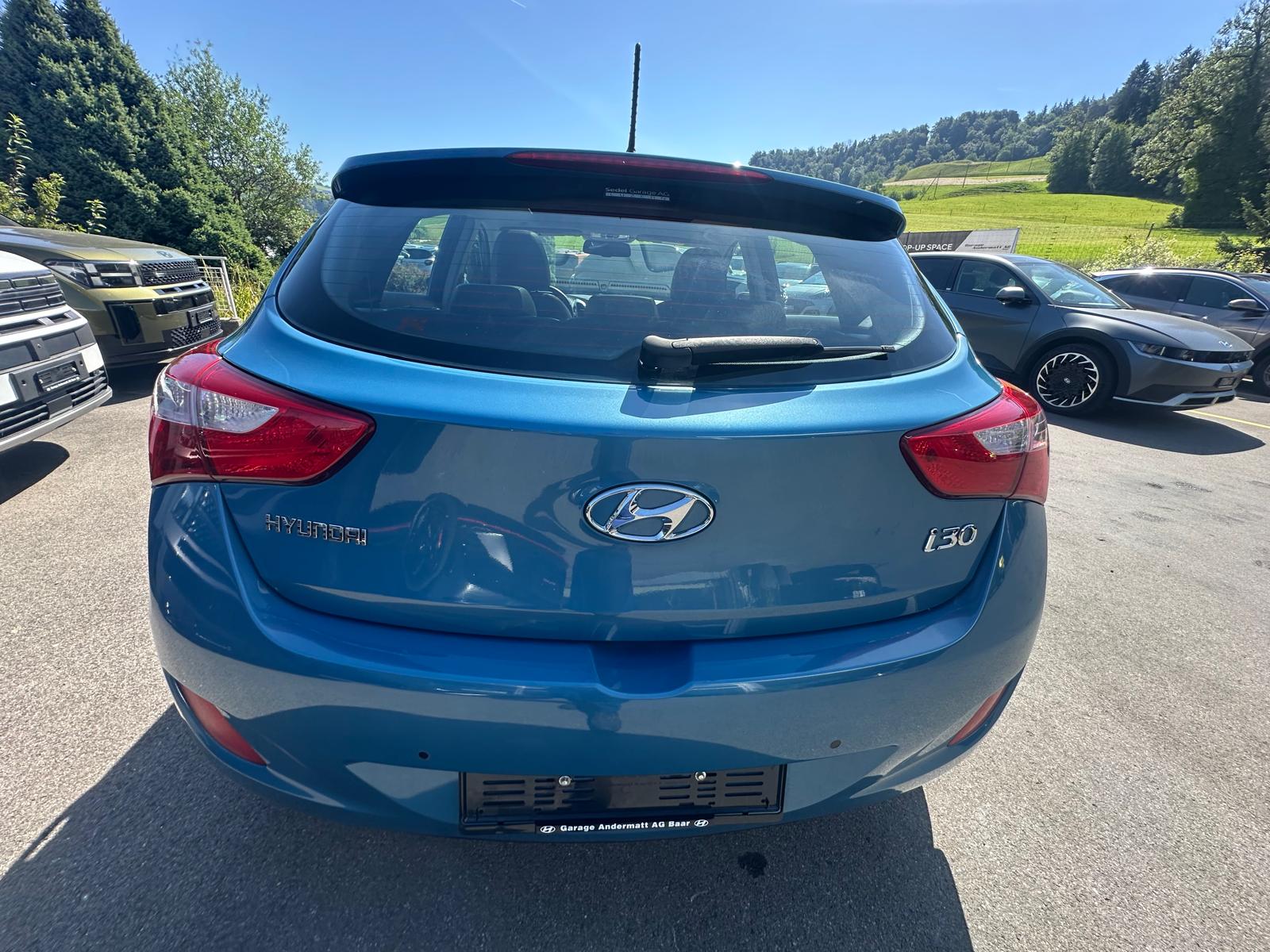 HYUNDAI i30 1.6 GDI Premium-image-5