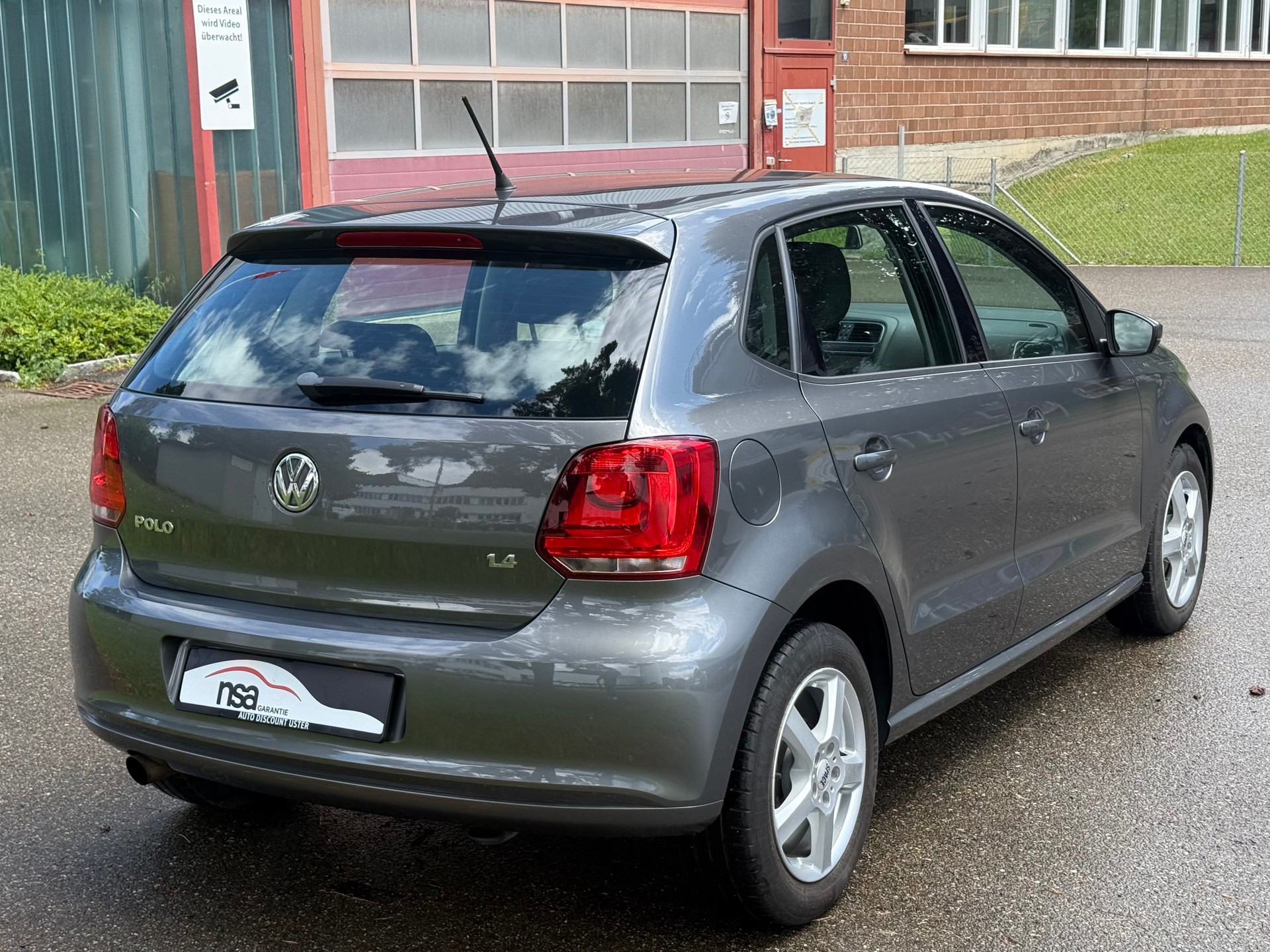 VW Polo 1.4 16V Highline-image-5