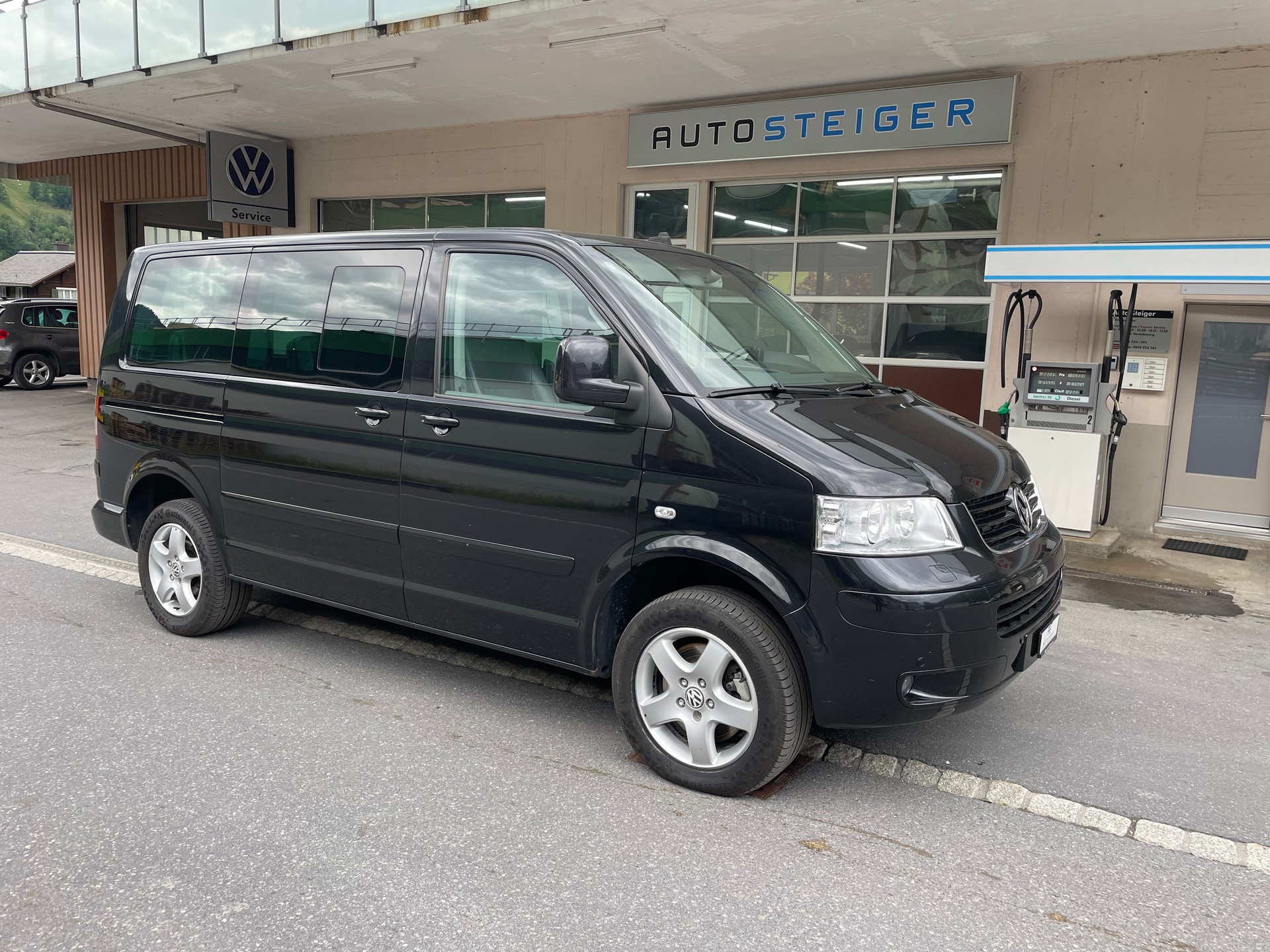 VW T5 Multivan Highline 2.5 TDI 4M-image-2