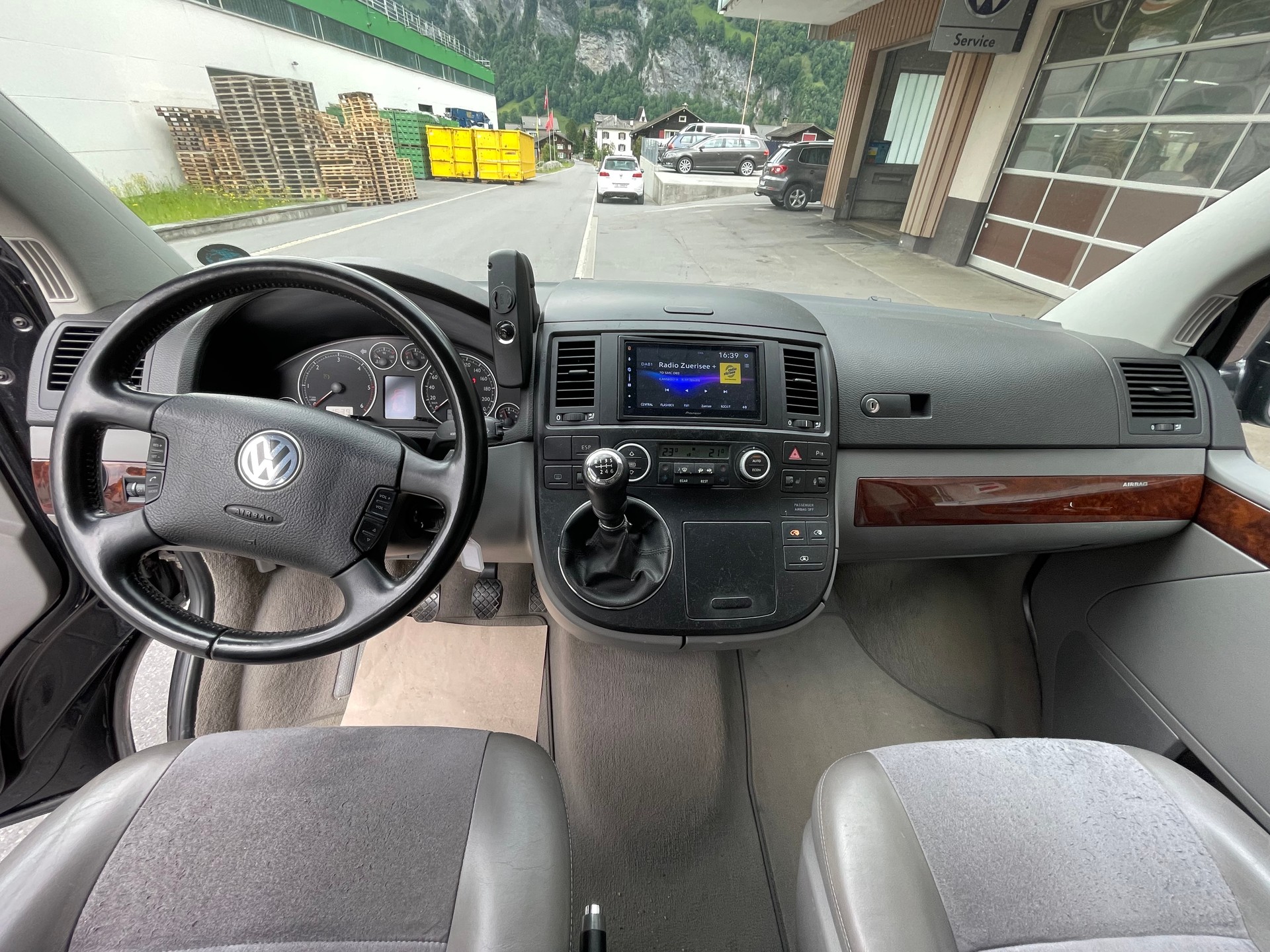 VW T5 Multivan Highline 2.5 TDI 4M-image-9