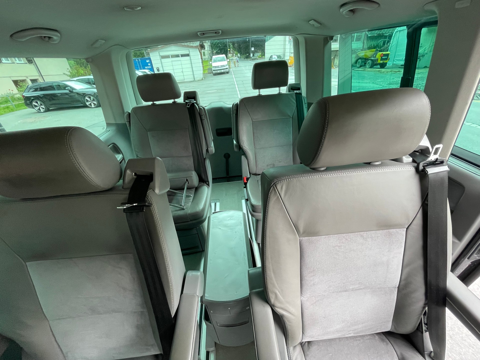VW T5 Multivan Highline 2.5 TDI 4M-image-11