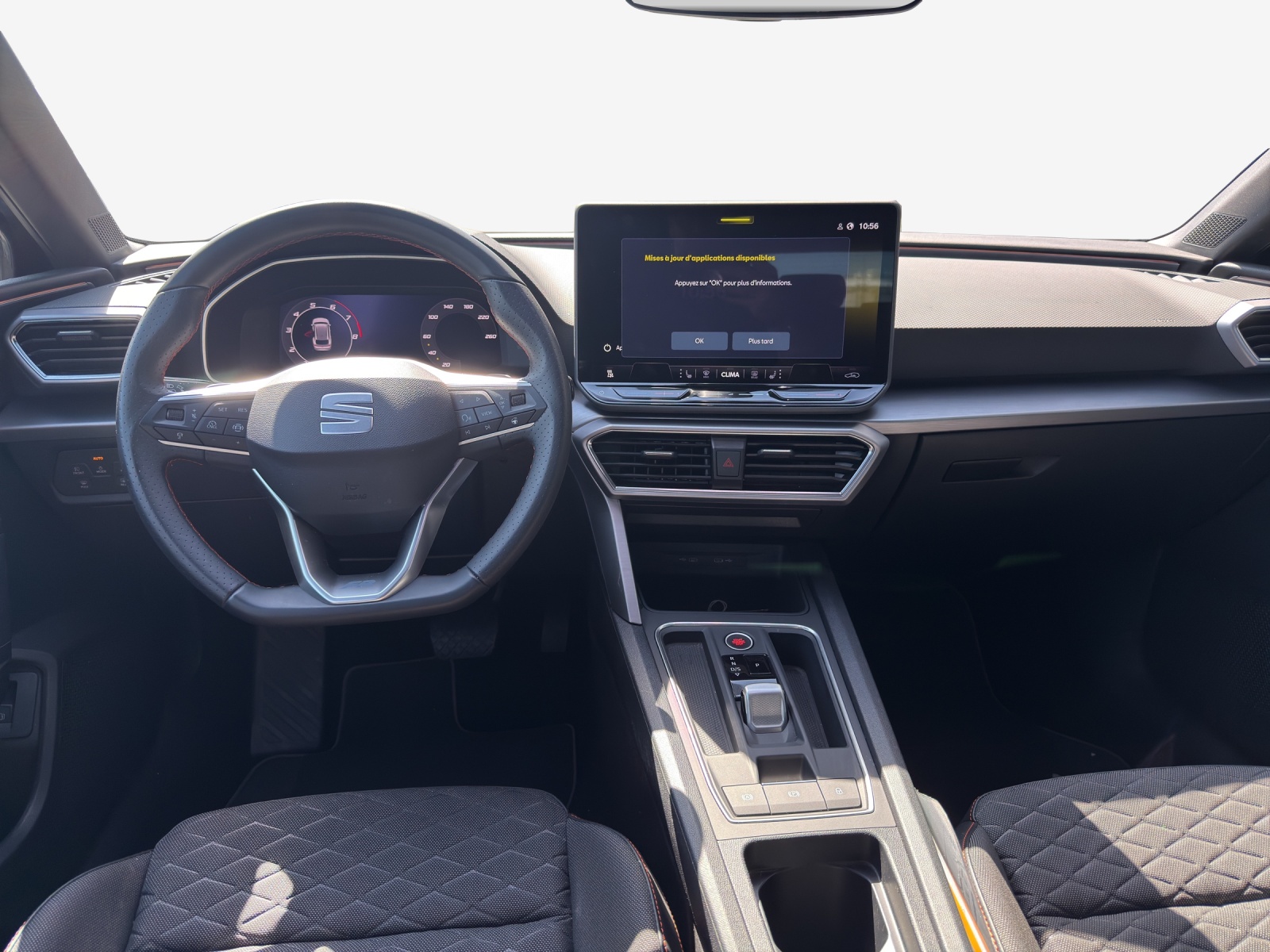 SEAT Leon ST 1.5 eHybrid pHEV DSG FR-image-9
