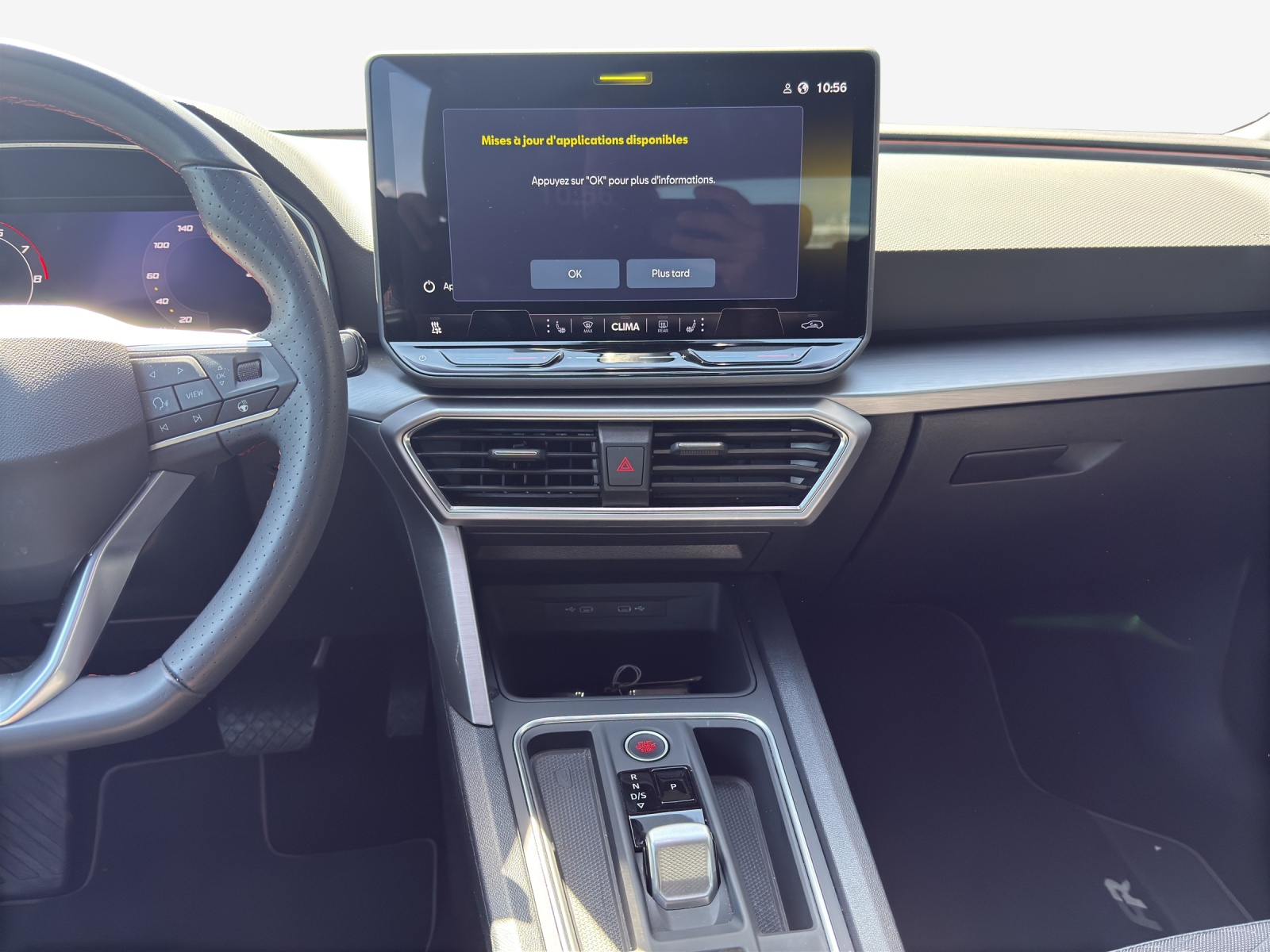 SEAT Leon ST 1.5 eHybrid pHEV DSG FR-image-11