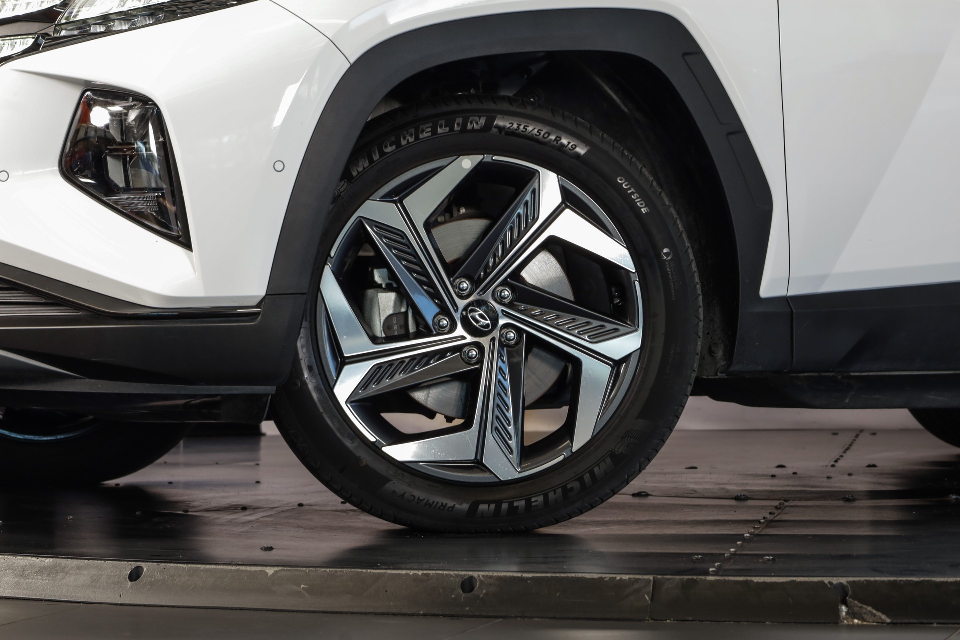 HYUNDAI Tucson 1.6 TGDI PHEV Vertex 4WD-image-9