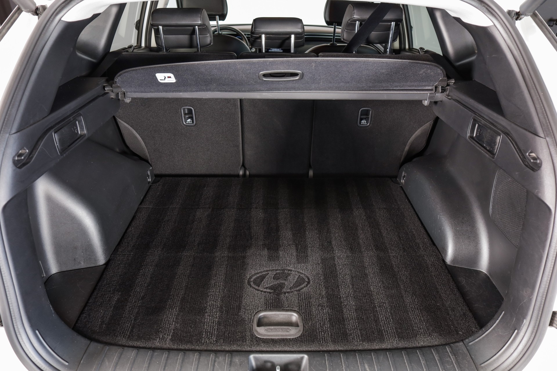 HYUNDAI Tucson 1.6 TGDI PHEV Vertex 4WD-image-23