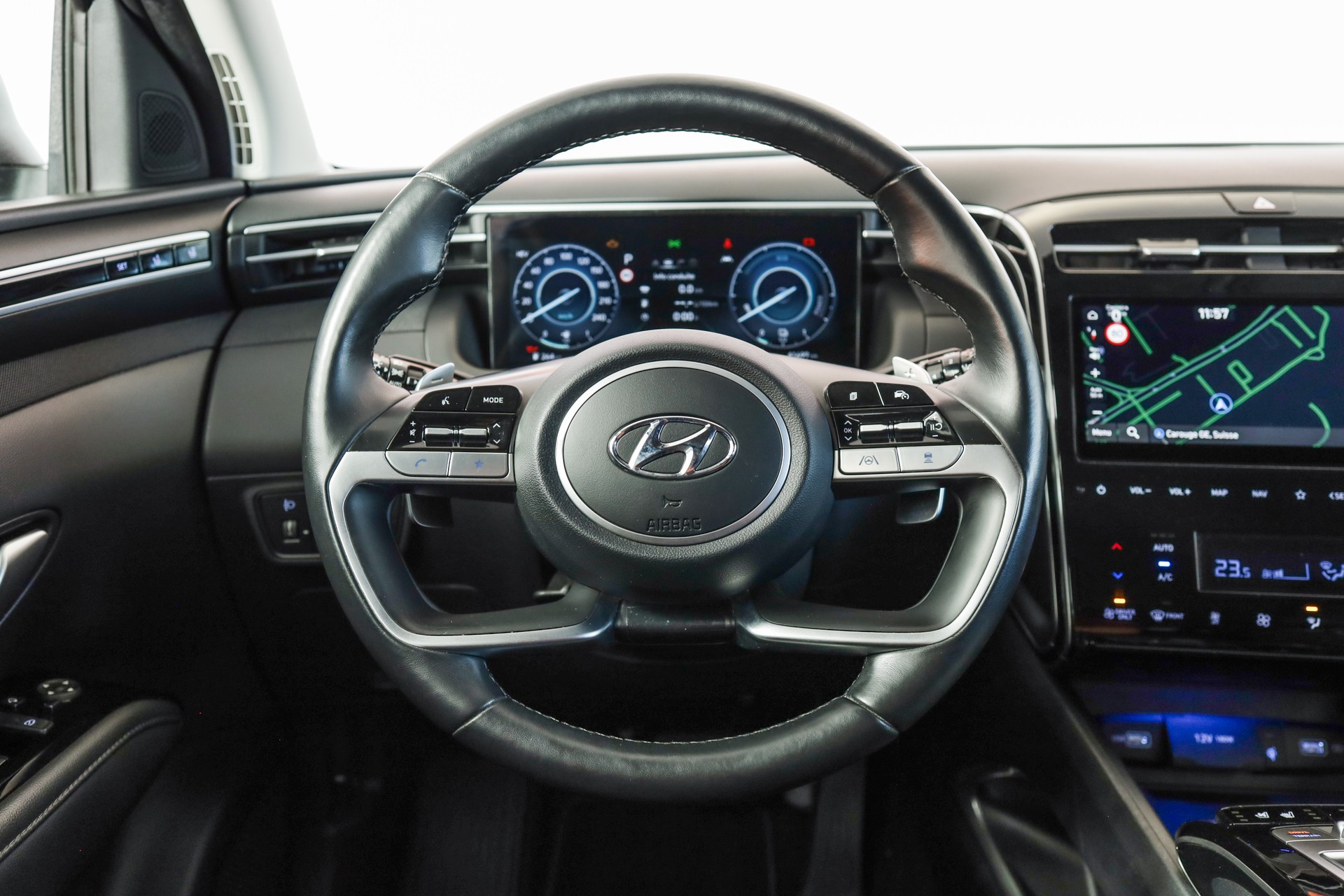 HYUNDAI Tucson 1.6 TGDI PHEV Vertex 4WD-image-14