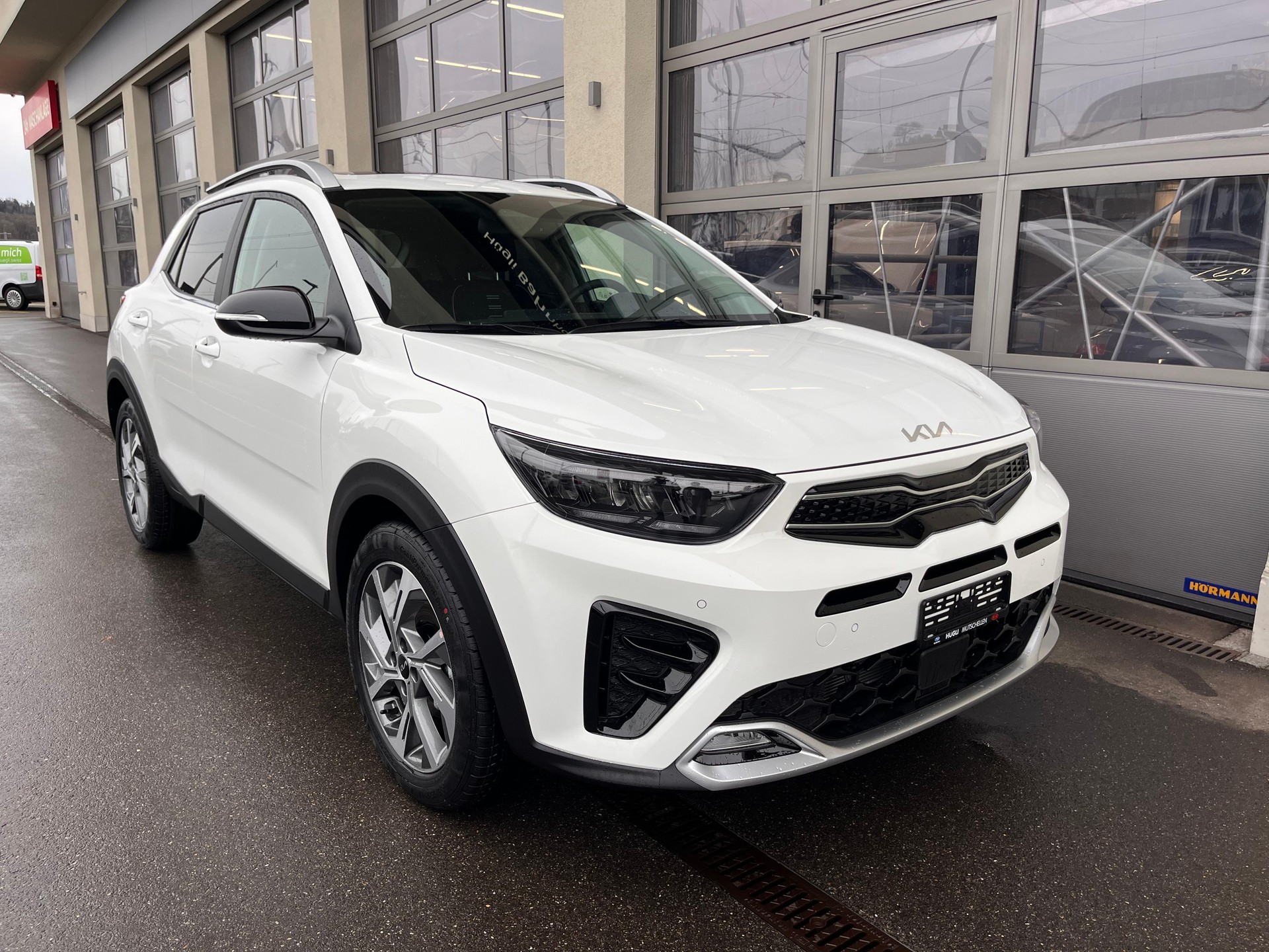 KIA Stonic 1.0 T-GDi MHEV GT-Line-image-3