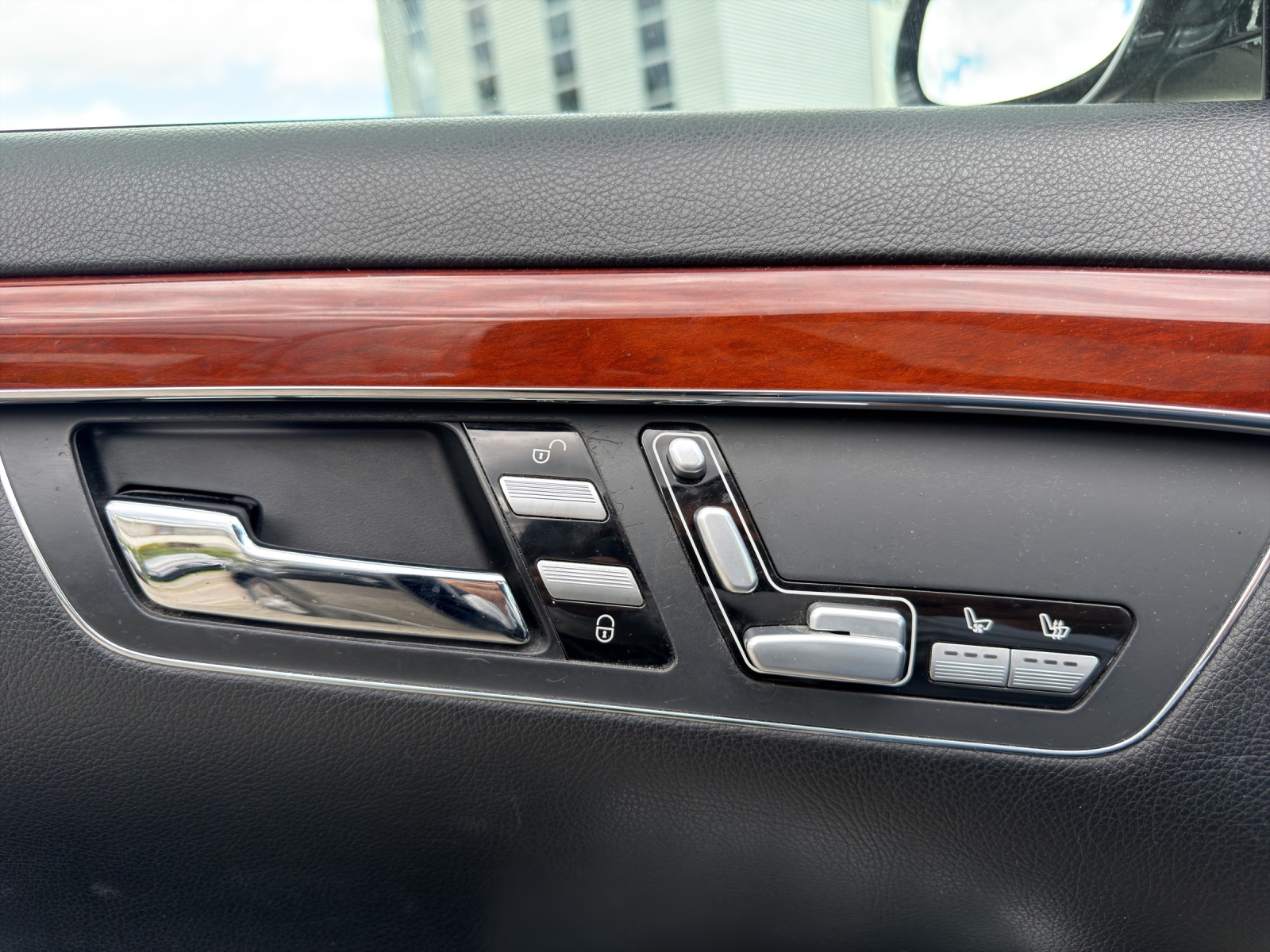 MERCEDES-BENZ S 350 7G-Tronic-image-25