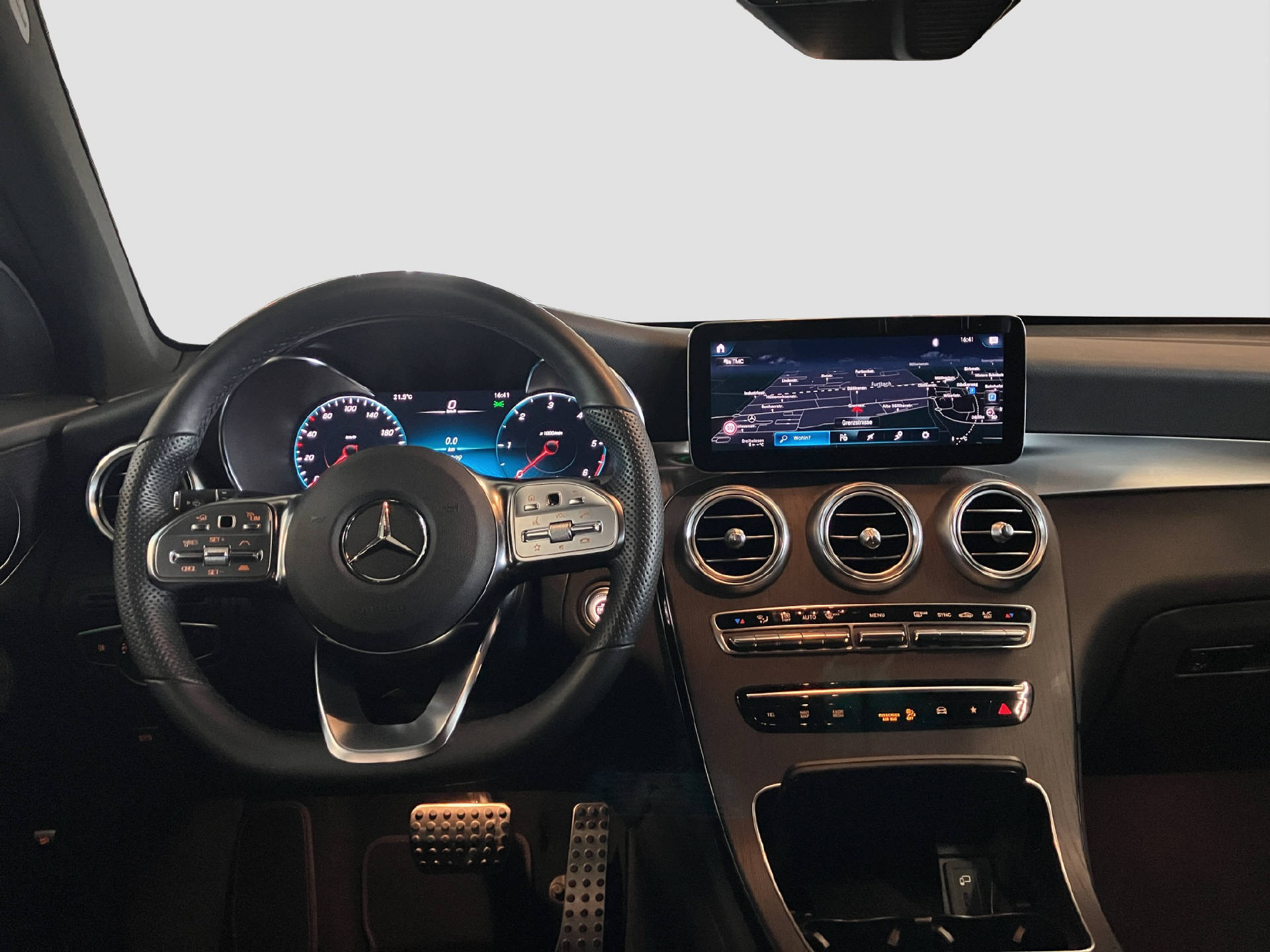 MERCEDES-BENZ GLC 220 d AMG Line 4MATIC-image-7