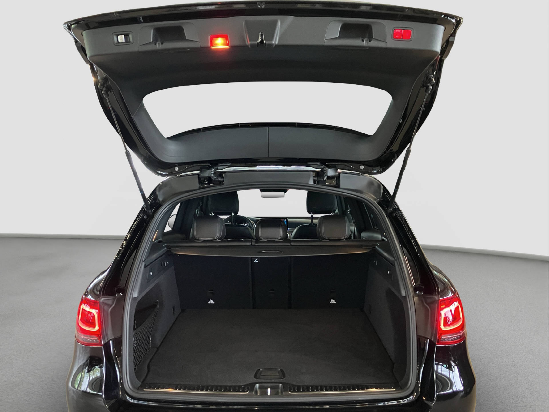 MERCEDES-BENZ GLC 220 d AMG Line 4MATIC-image-13