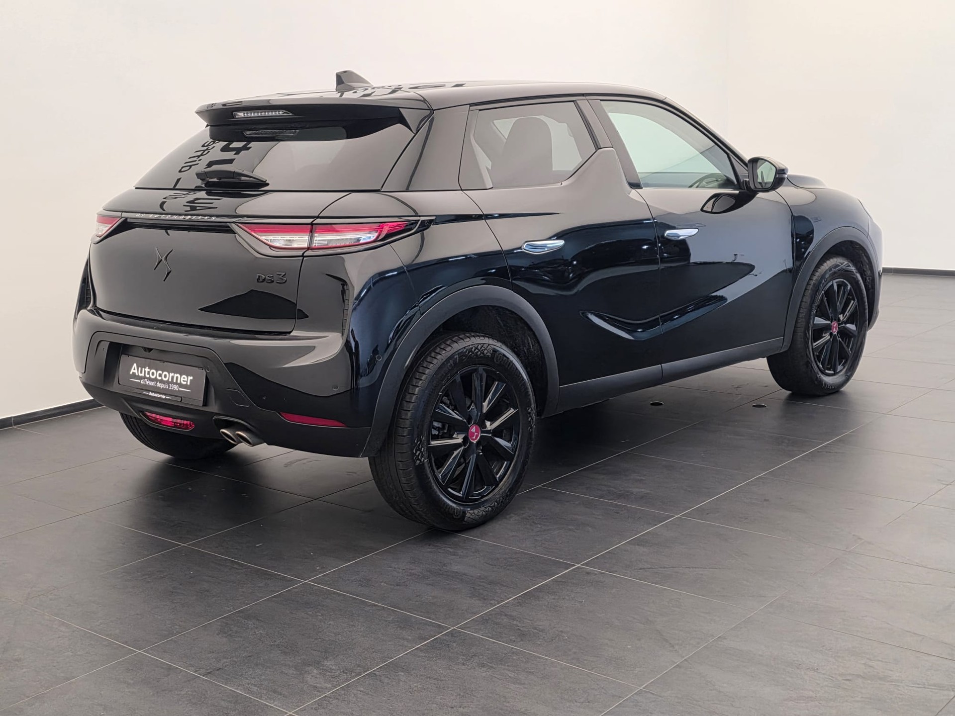 DS AUTOMOBILES DS 3 Crossback 1.2 PureTech Performance Line EAT8-image-6