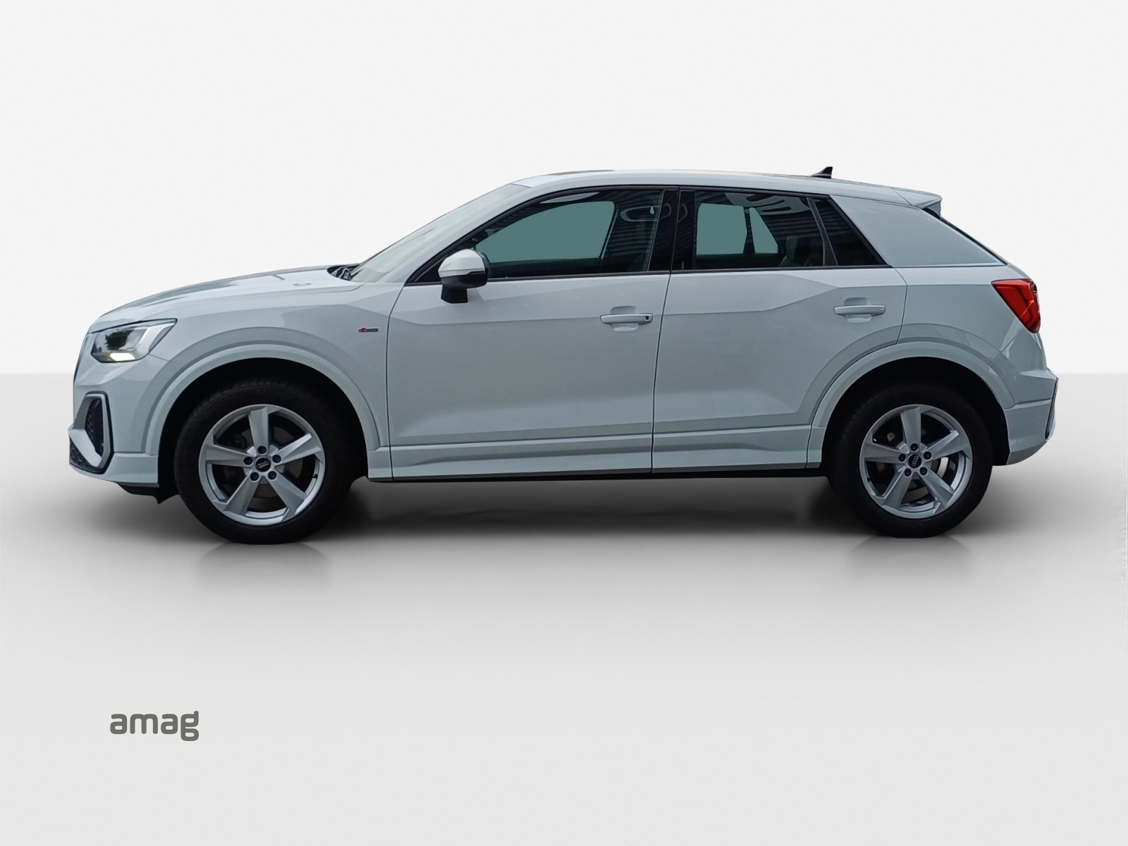 AUDI Q2 35 TFSI S line S-tronic-image-1