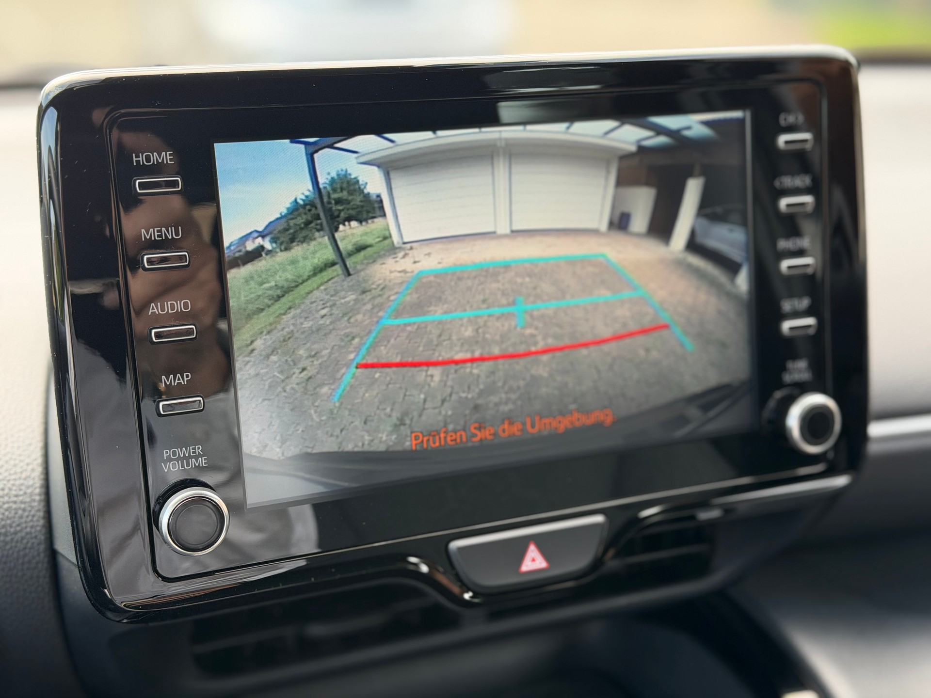 TOYOTA 1.5 VVT-i HSD Trend AWD-i-image-3