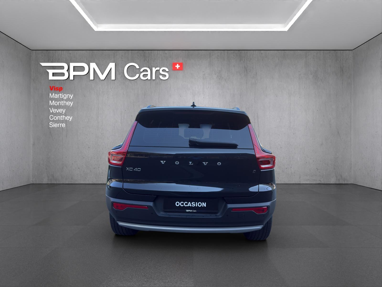 VOLVO XC40 T4 AWD Momentum Geartronic-showroom-element-3