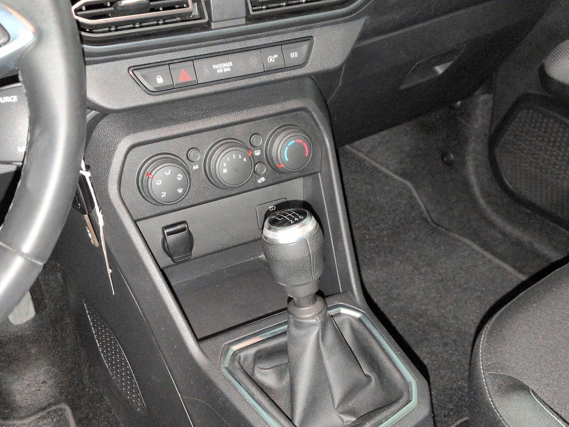 DACIA Jogger TCe 110 Comfort-image-11