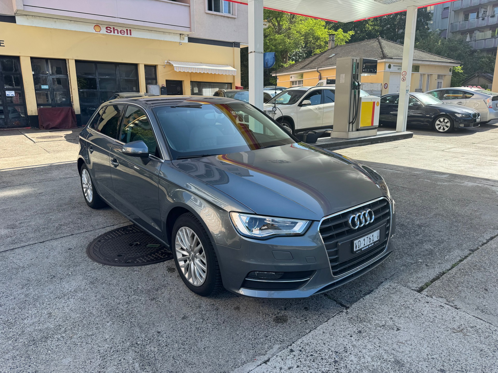 AUDI A3 Sportback 1.4 TFSI Ambition S-tronic-image-3
