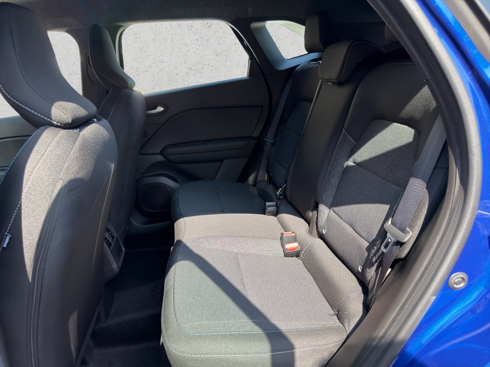 MITSUBISHI Grandis 1.8 HEV Invite+-image-15