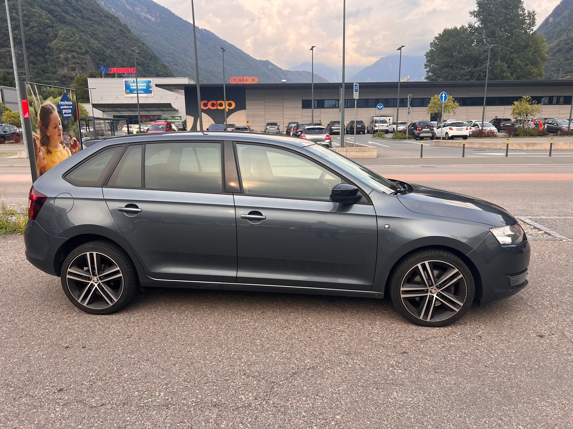 SKODA Rapid Spaceback 1.4 TSI Swiss Ed. DSG-image-0