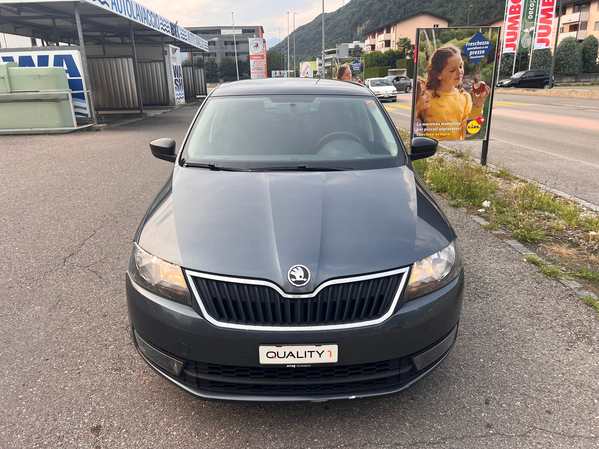 SKODA Rapid Spaceback 1.4 TSI Swiss Ed. DSG-image-1