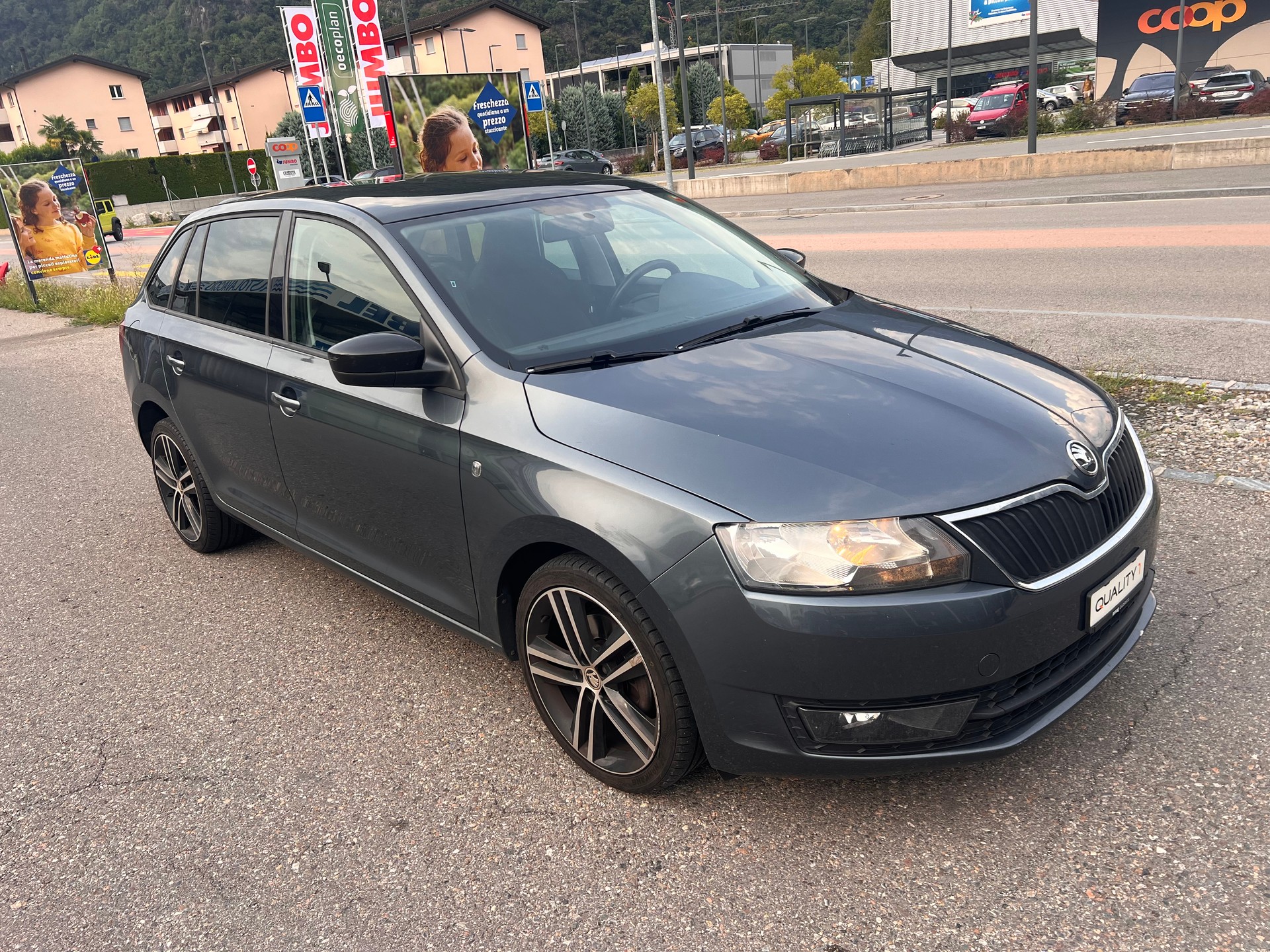SKODA Rapid Spaceback 1.4 TSI Swiss Ed. DSG-image-2