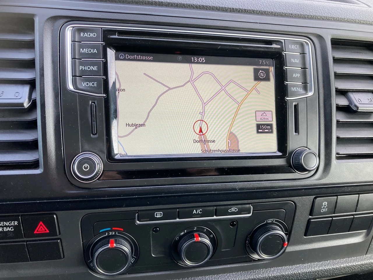VW T6 2.0 TDI 4Motion-image-12