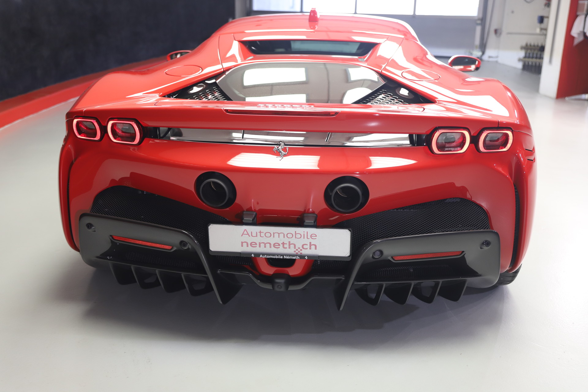 FERRARI SF90 Stradale-image-2